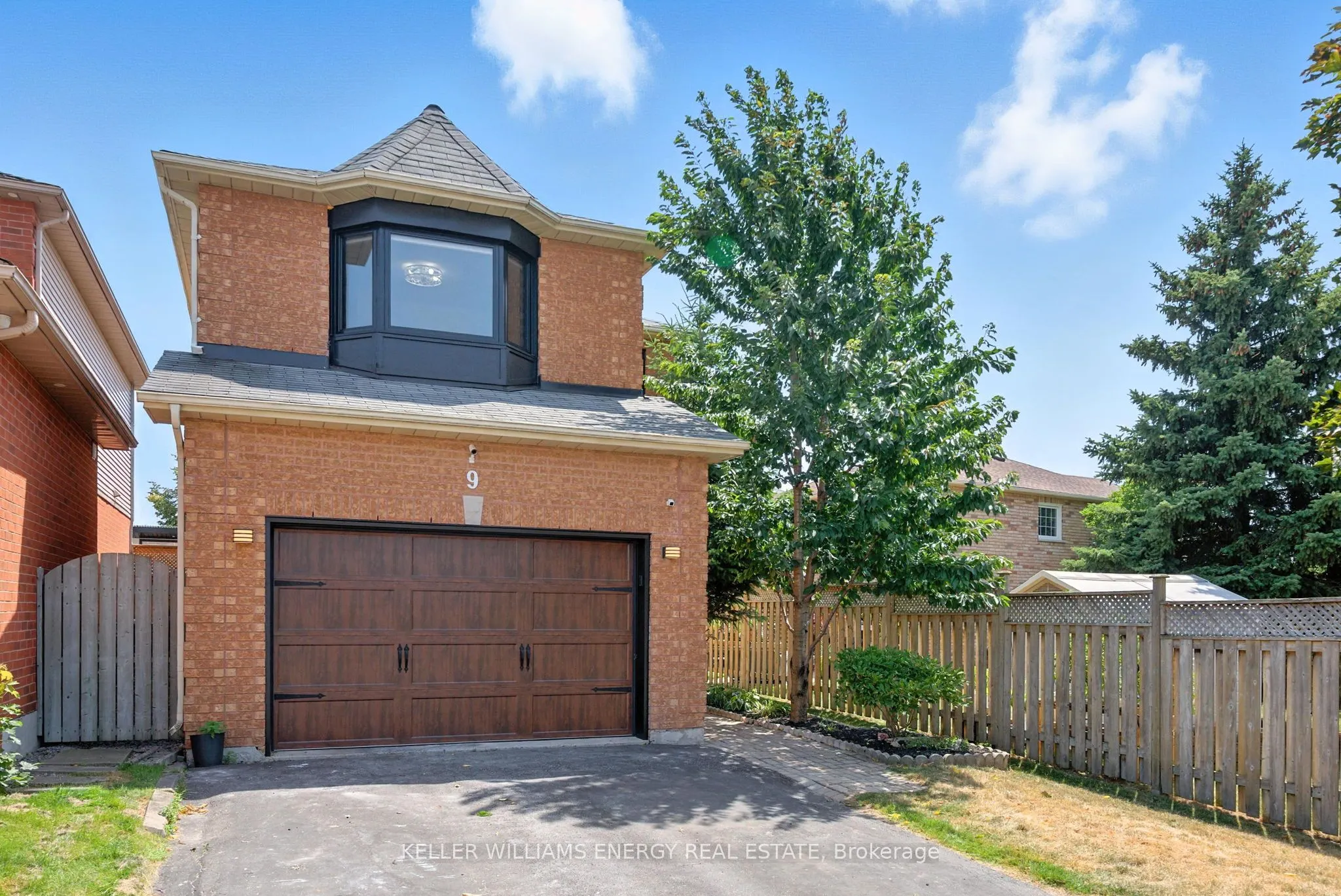 9 Glen Ray Court