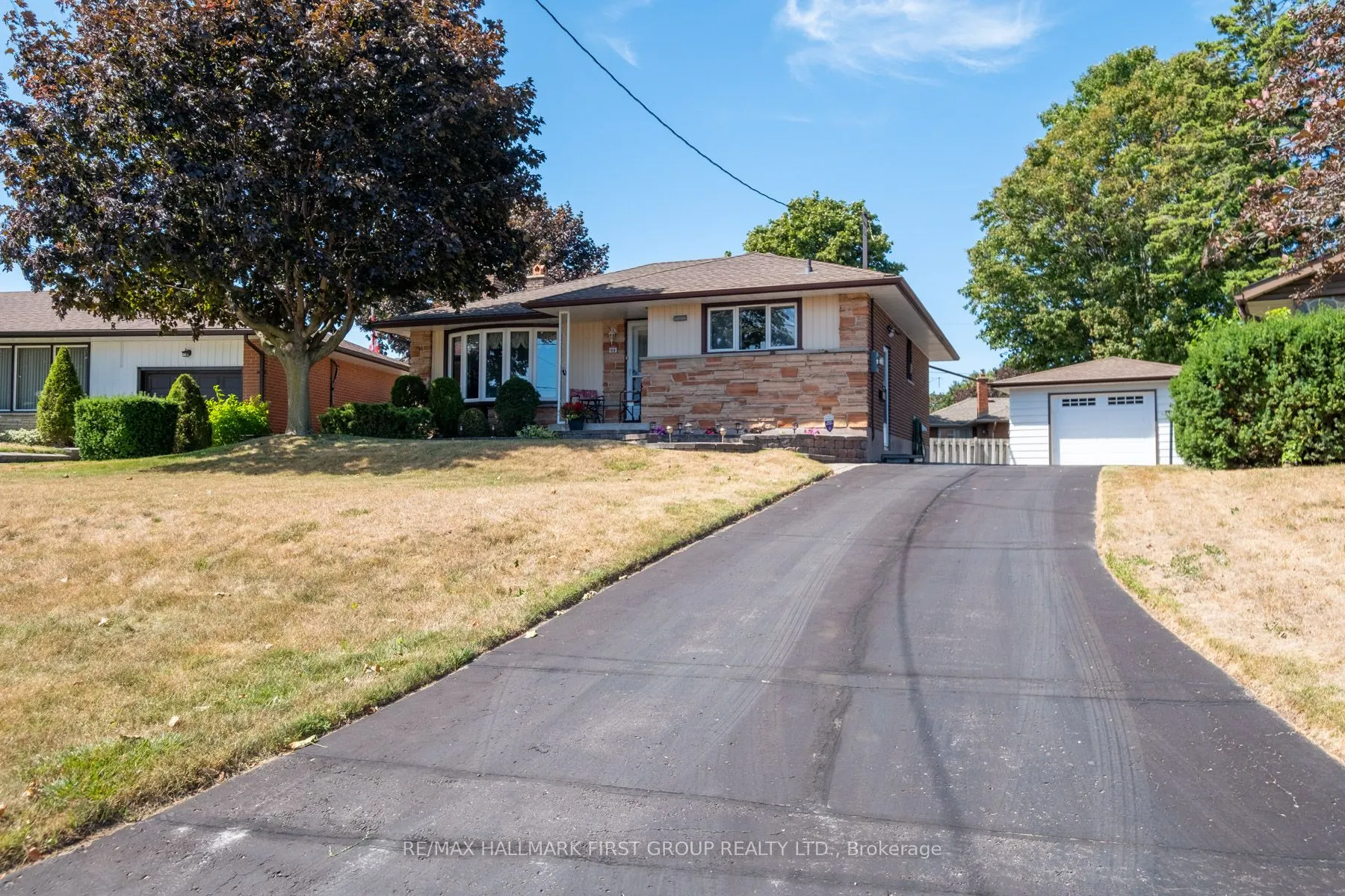 64 Gatineau Street