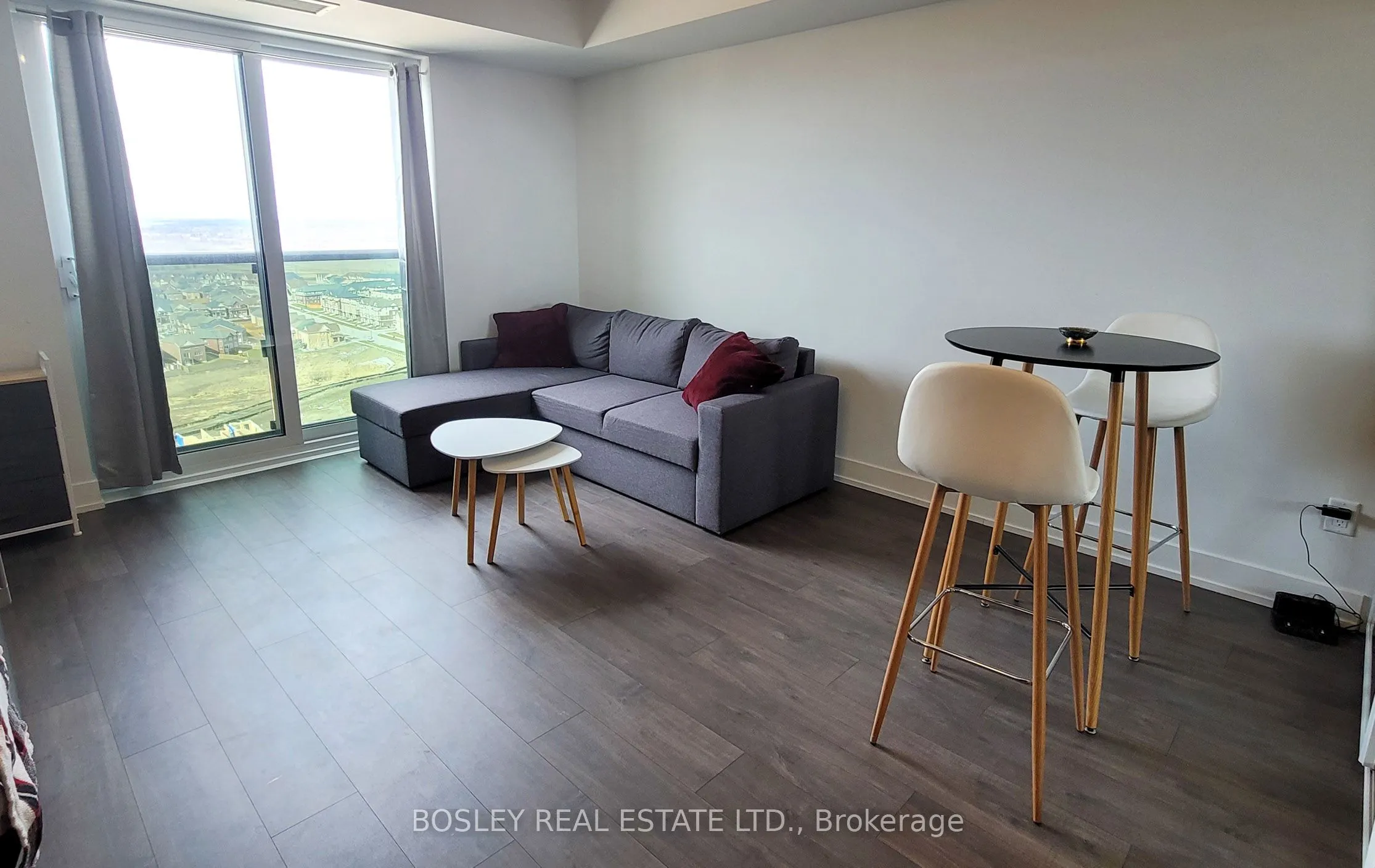 2550 Simcoe Street N, #2119
