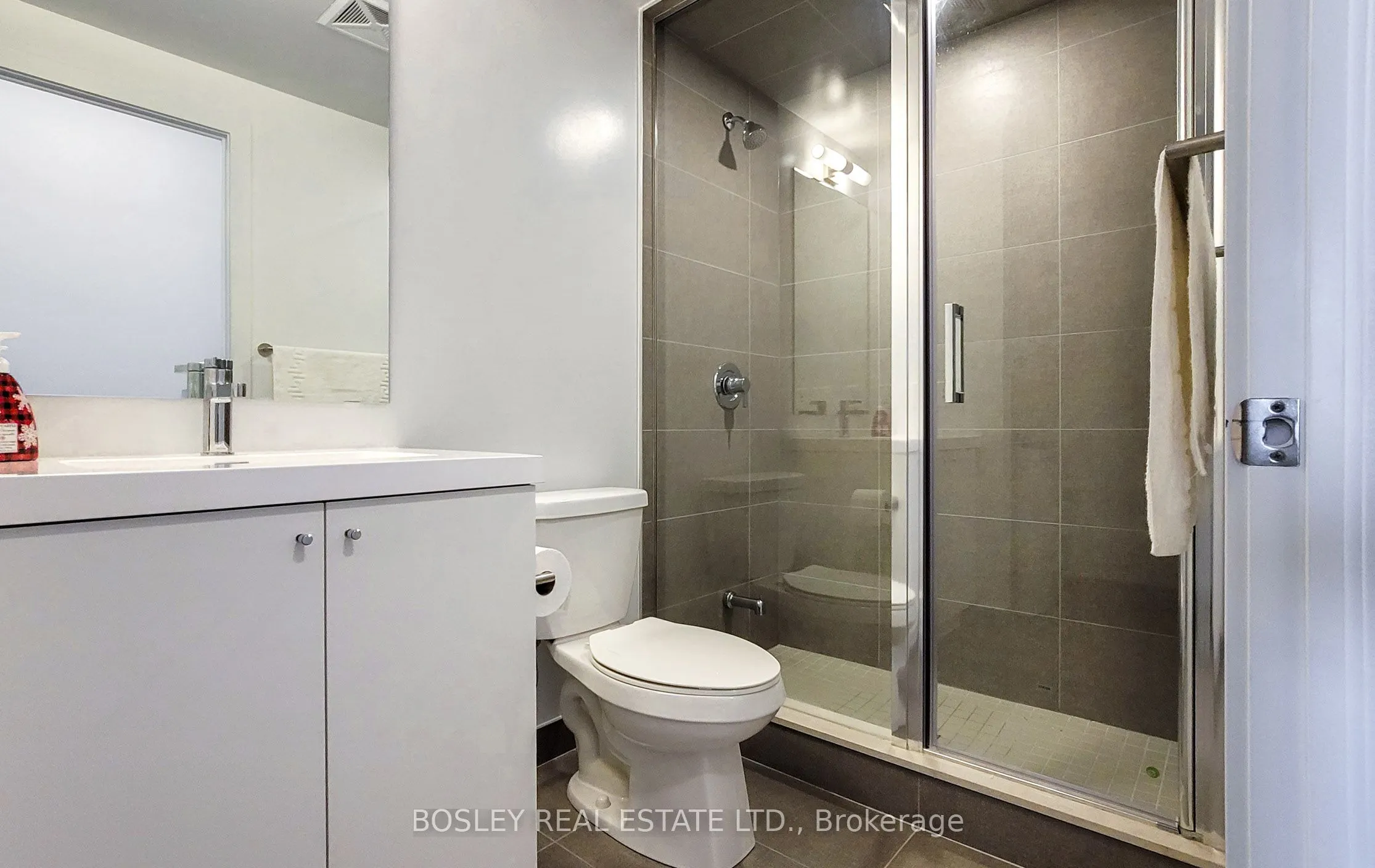 2550 Simcoe Street N, #2119