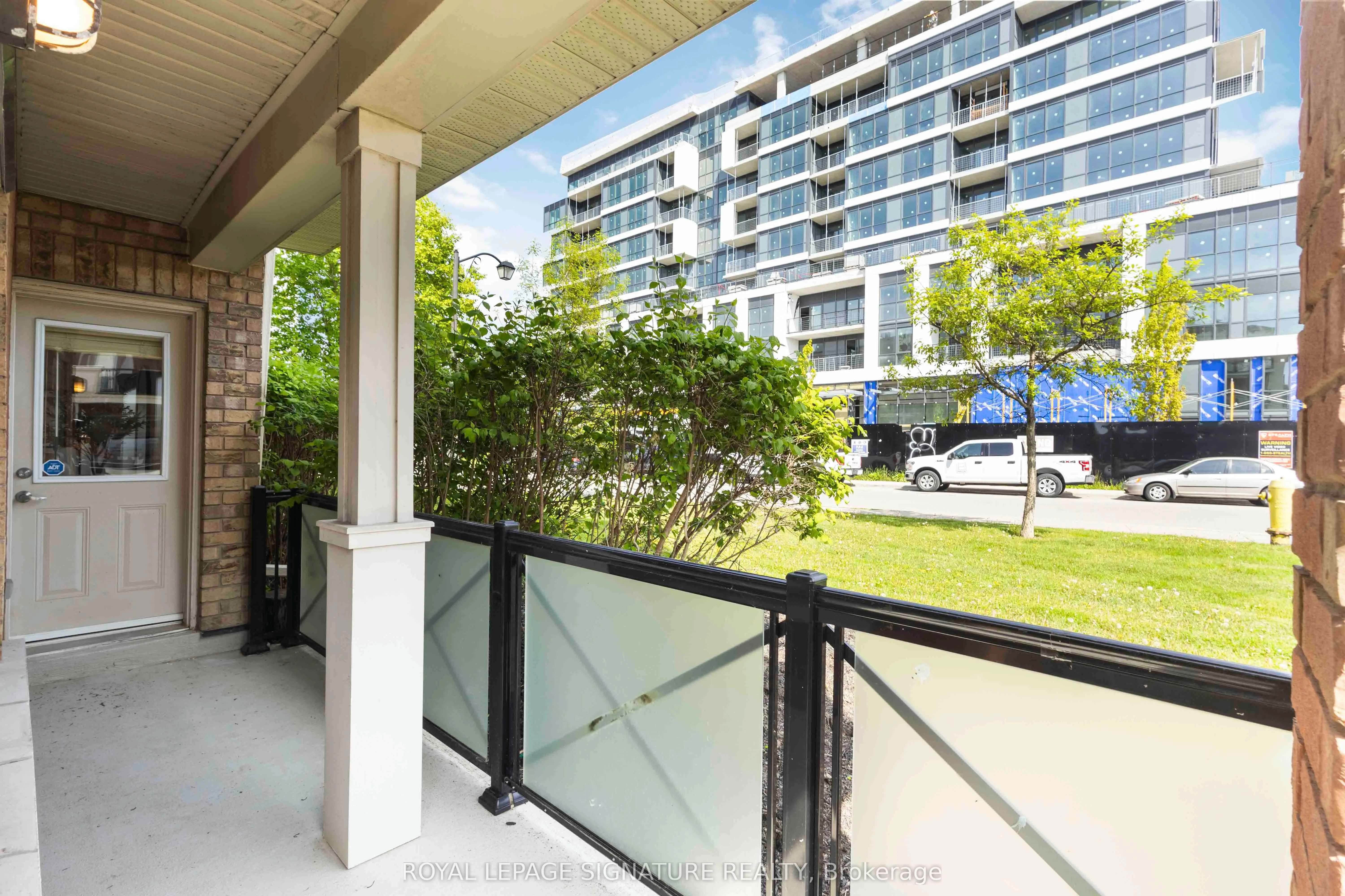 60 Mendelssohn Street, #121