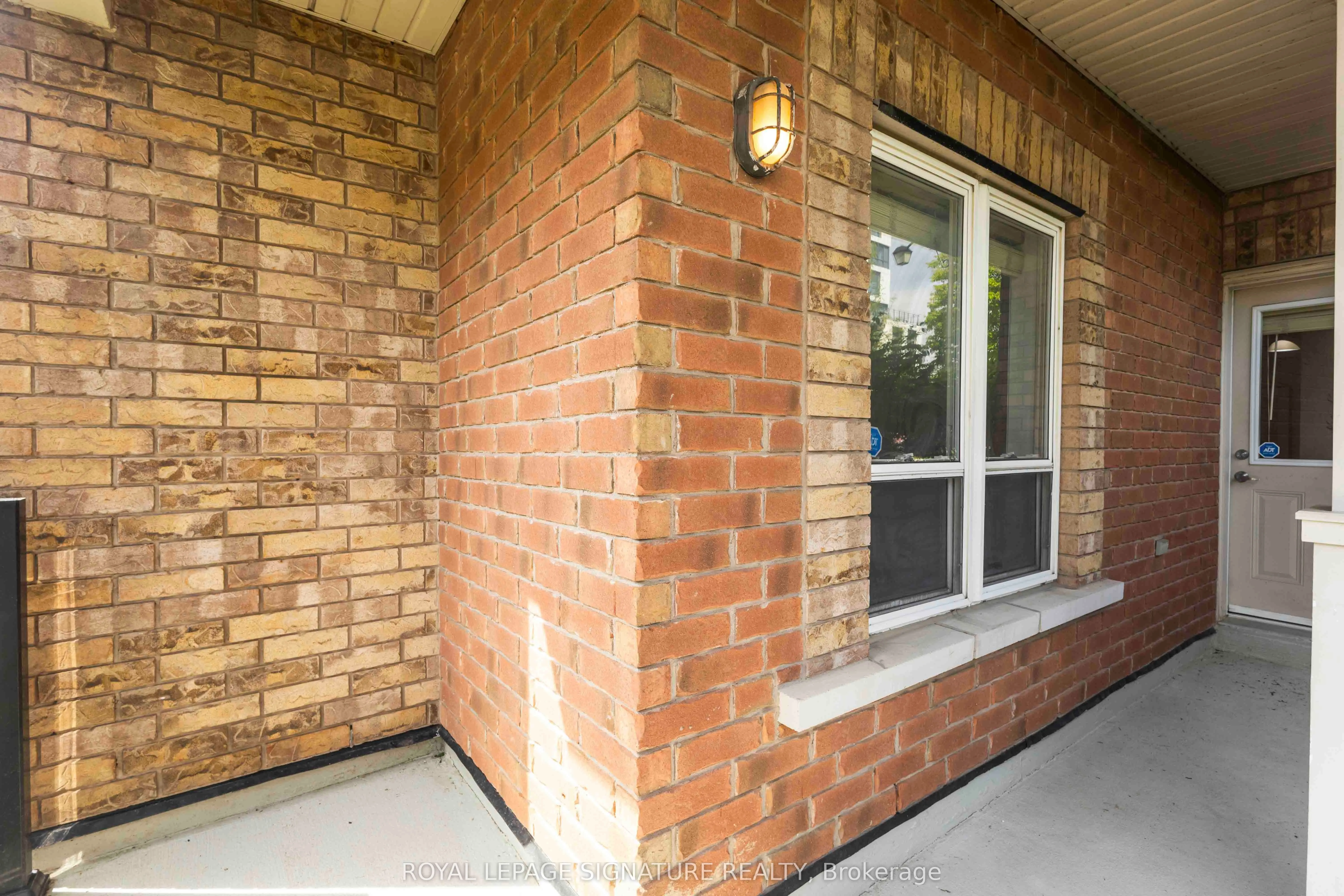 60 Mendelssohn Street, #121