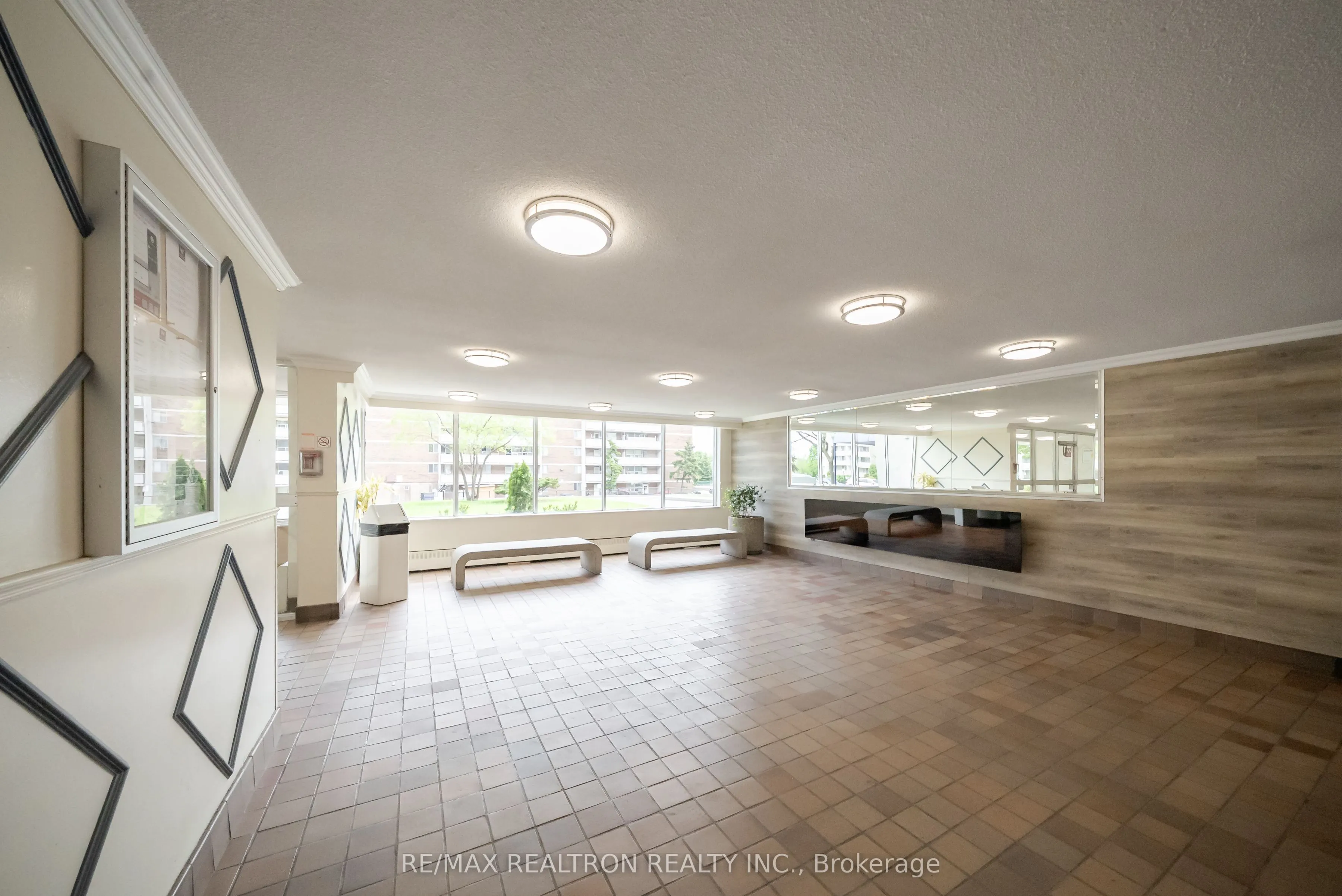 5 Glamorgan Avenue, #112