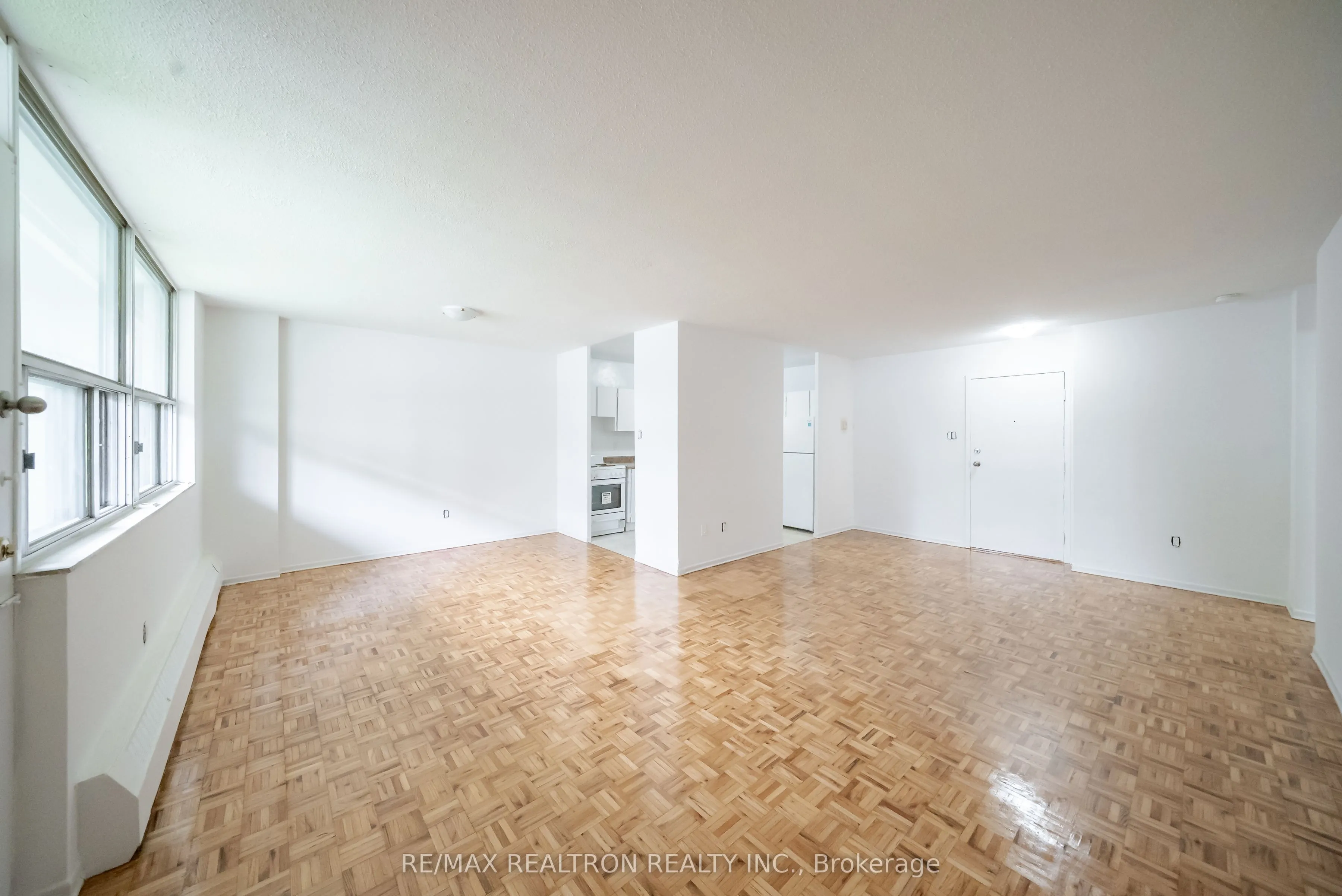 5 Glamorgan Avenue, #112