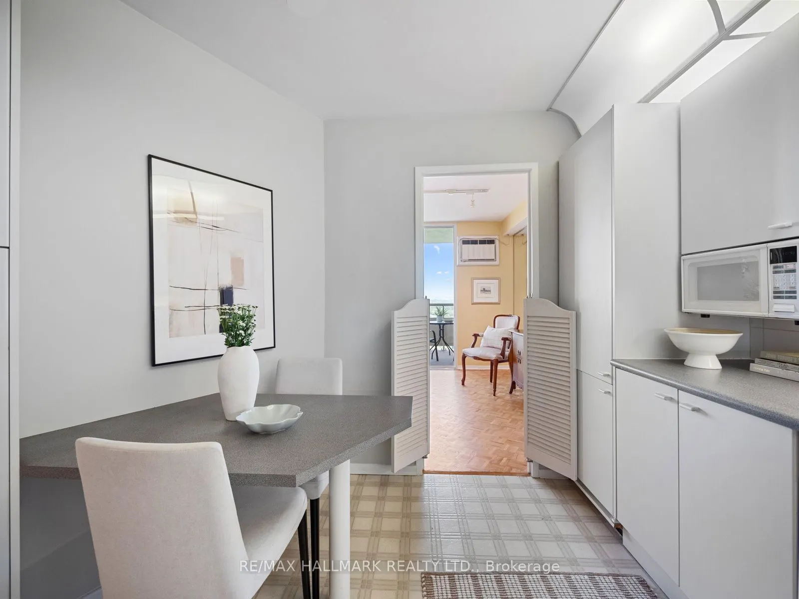 980 Broadview Avenue, #2404