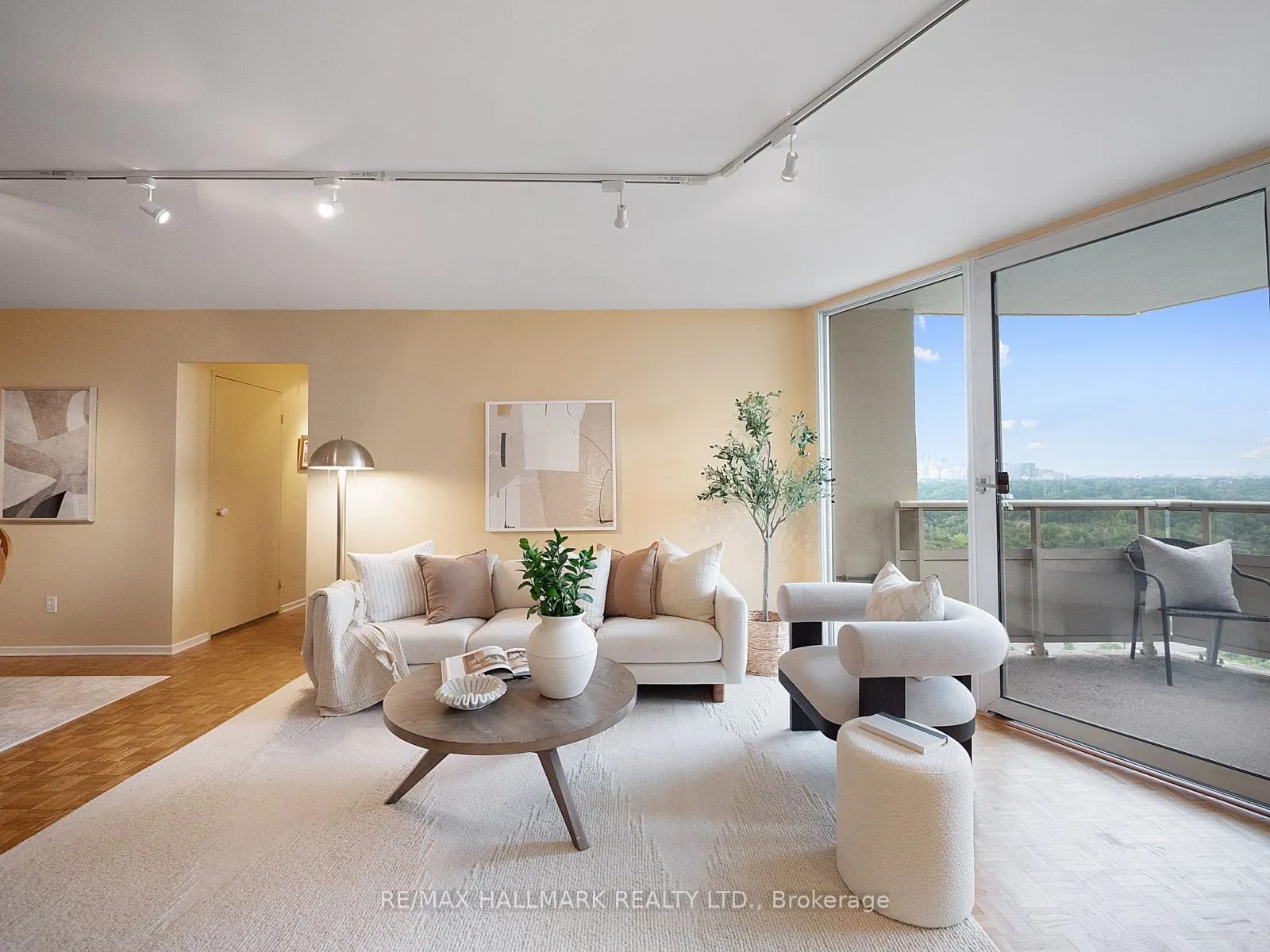 980 Broadview Avenue, #2404