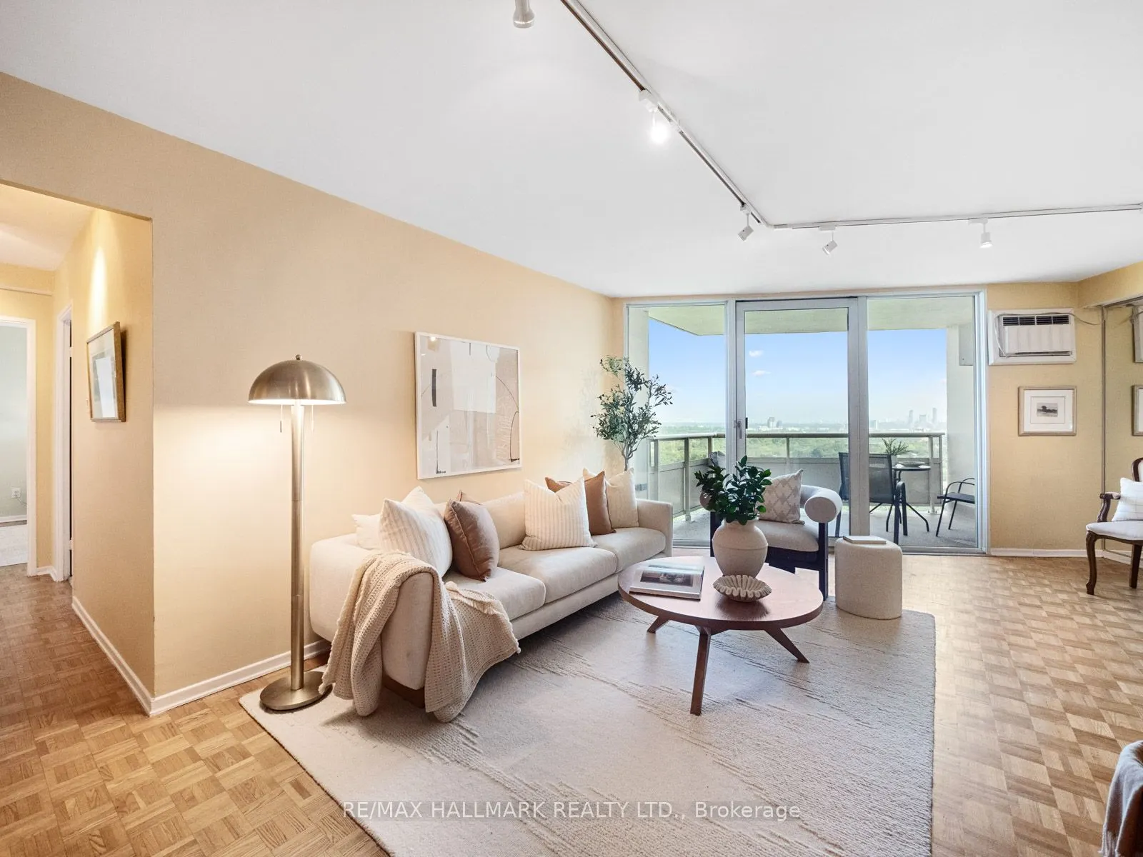 980 Broadview Avenue, #2404