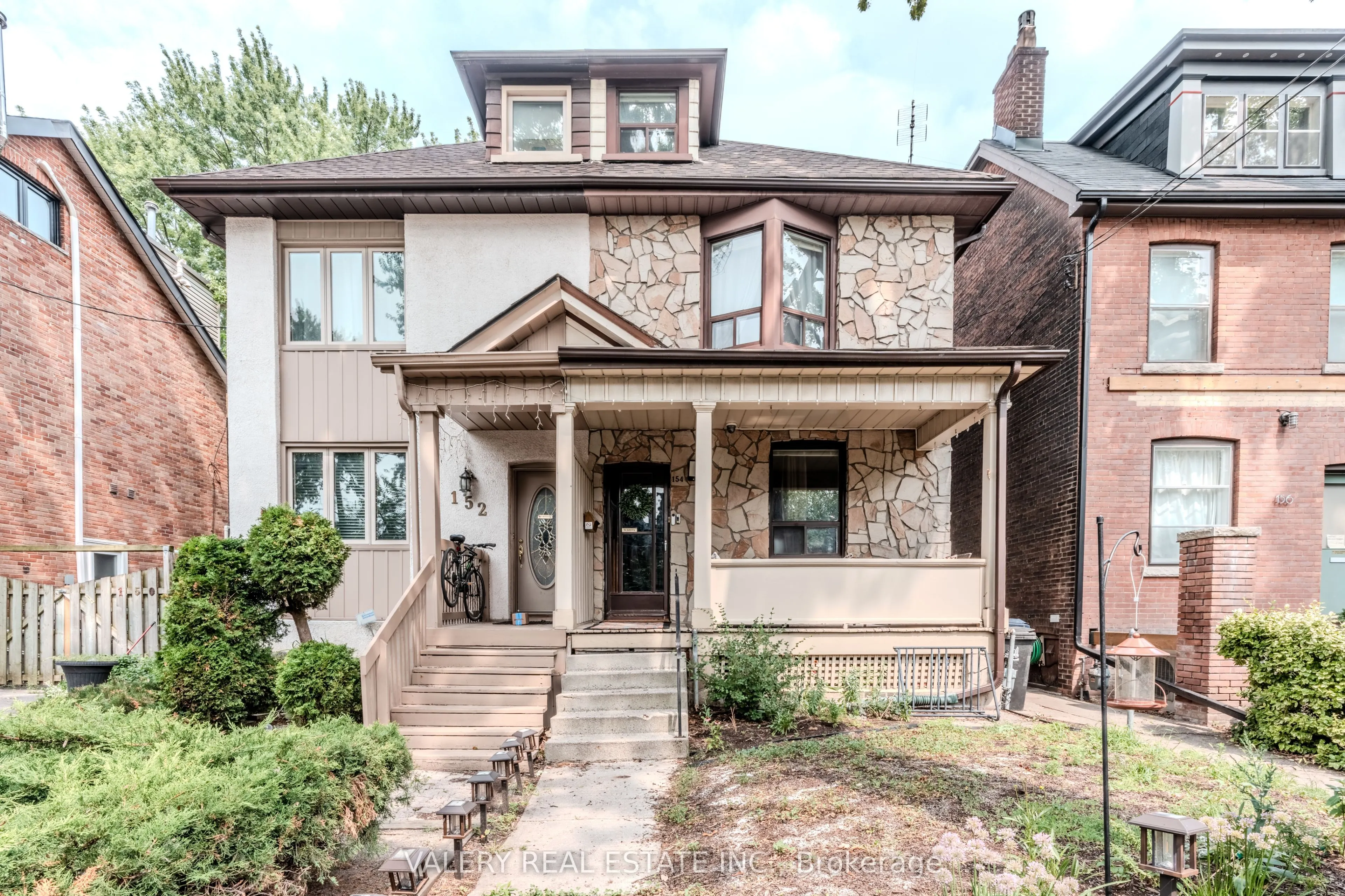 154 Victor Avenue, #Upper