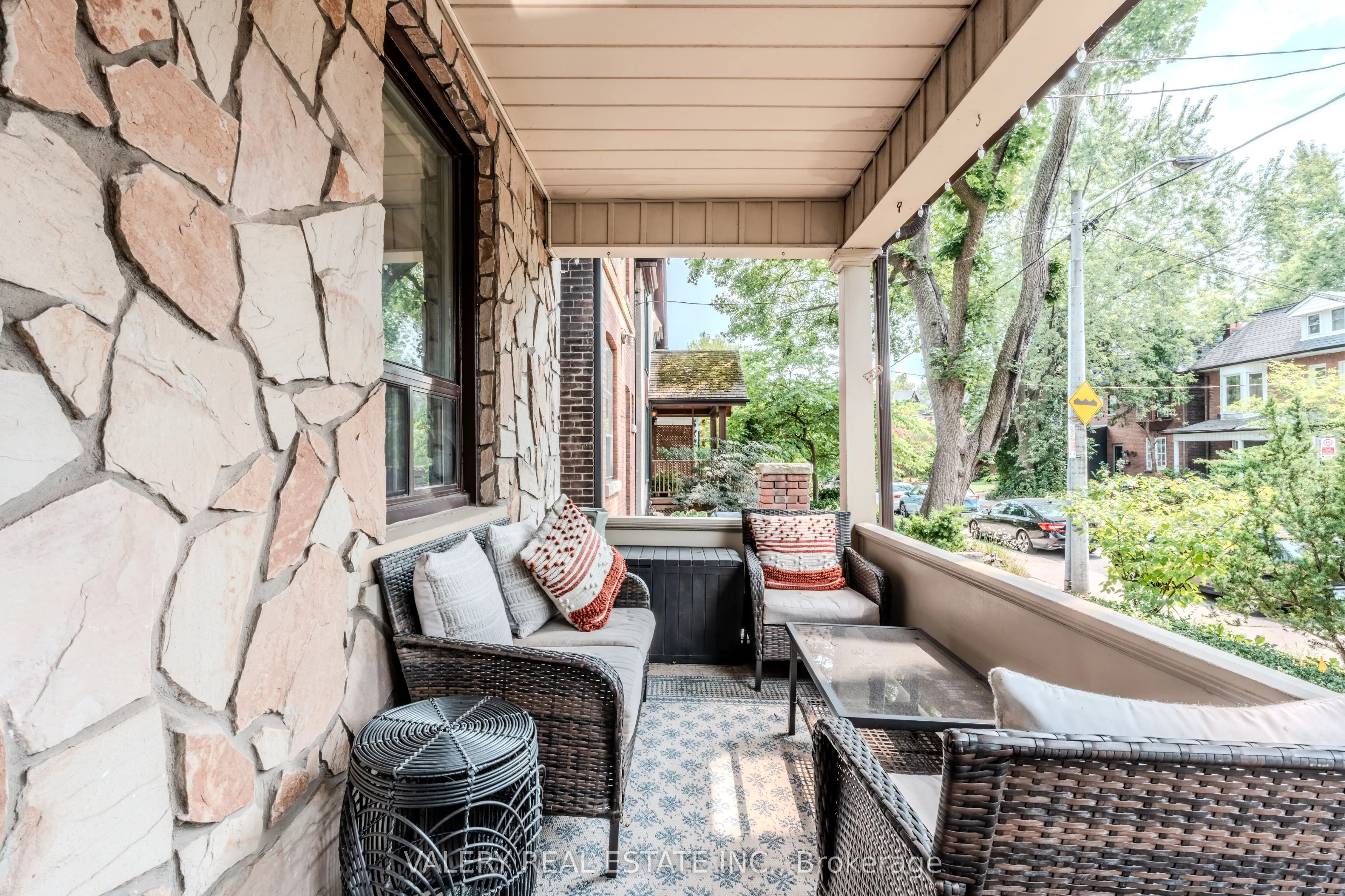 154 Victor Avenue, #Upper