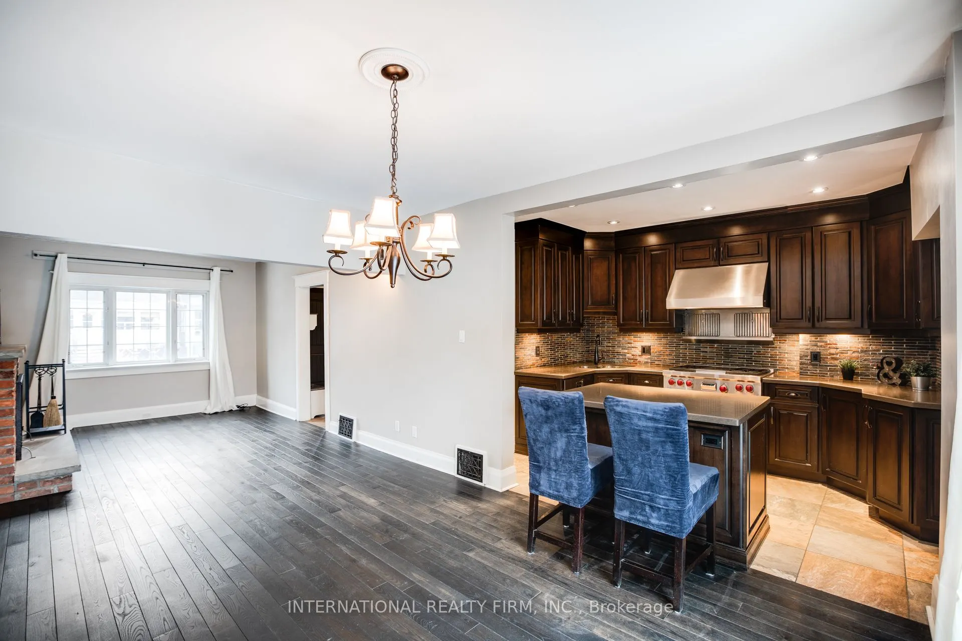 109 Monarch Park Avenue
