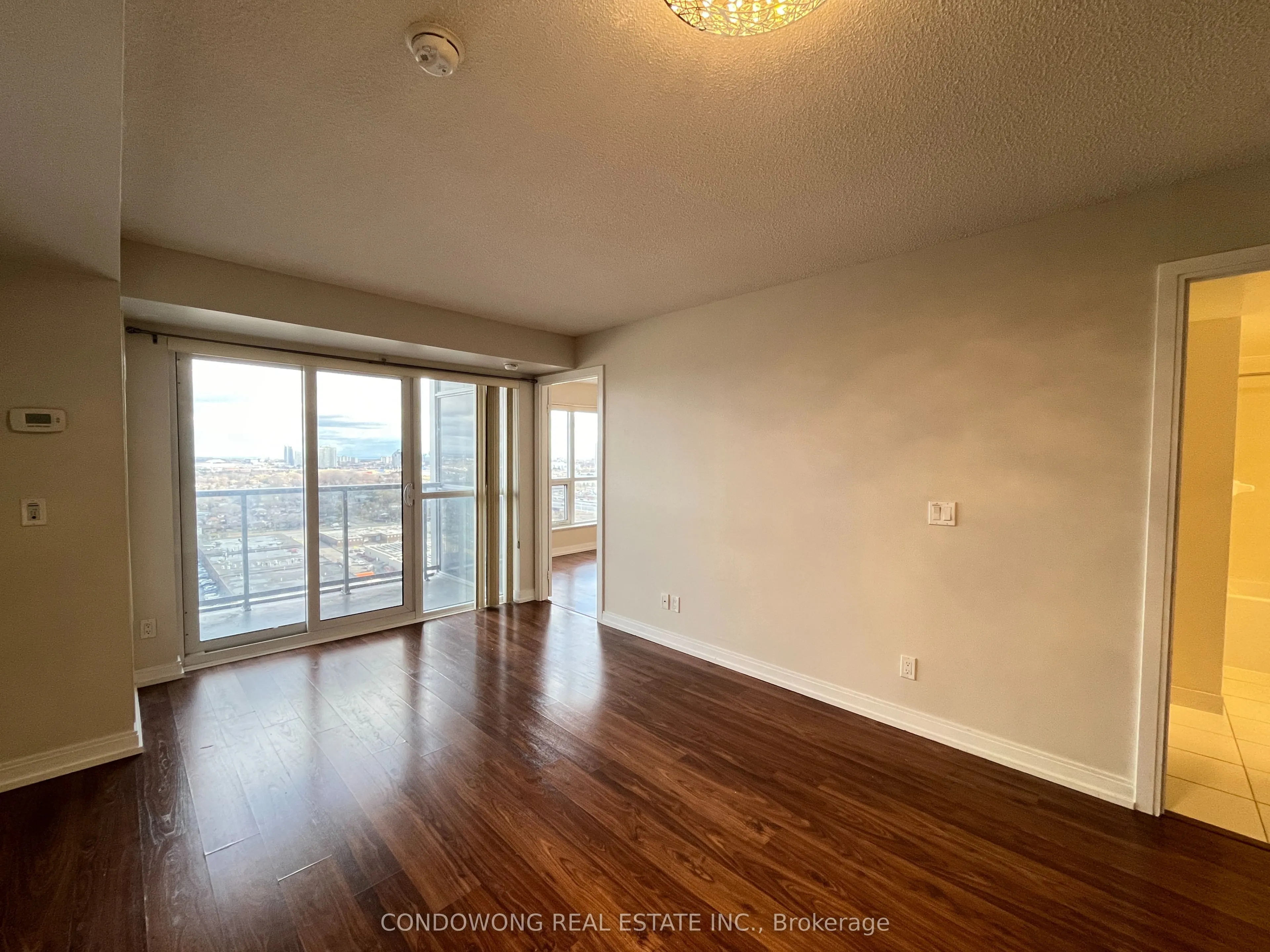 181 Village Green Square, #2321
