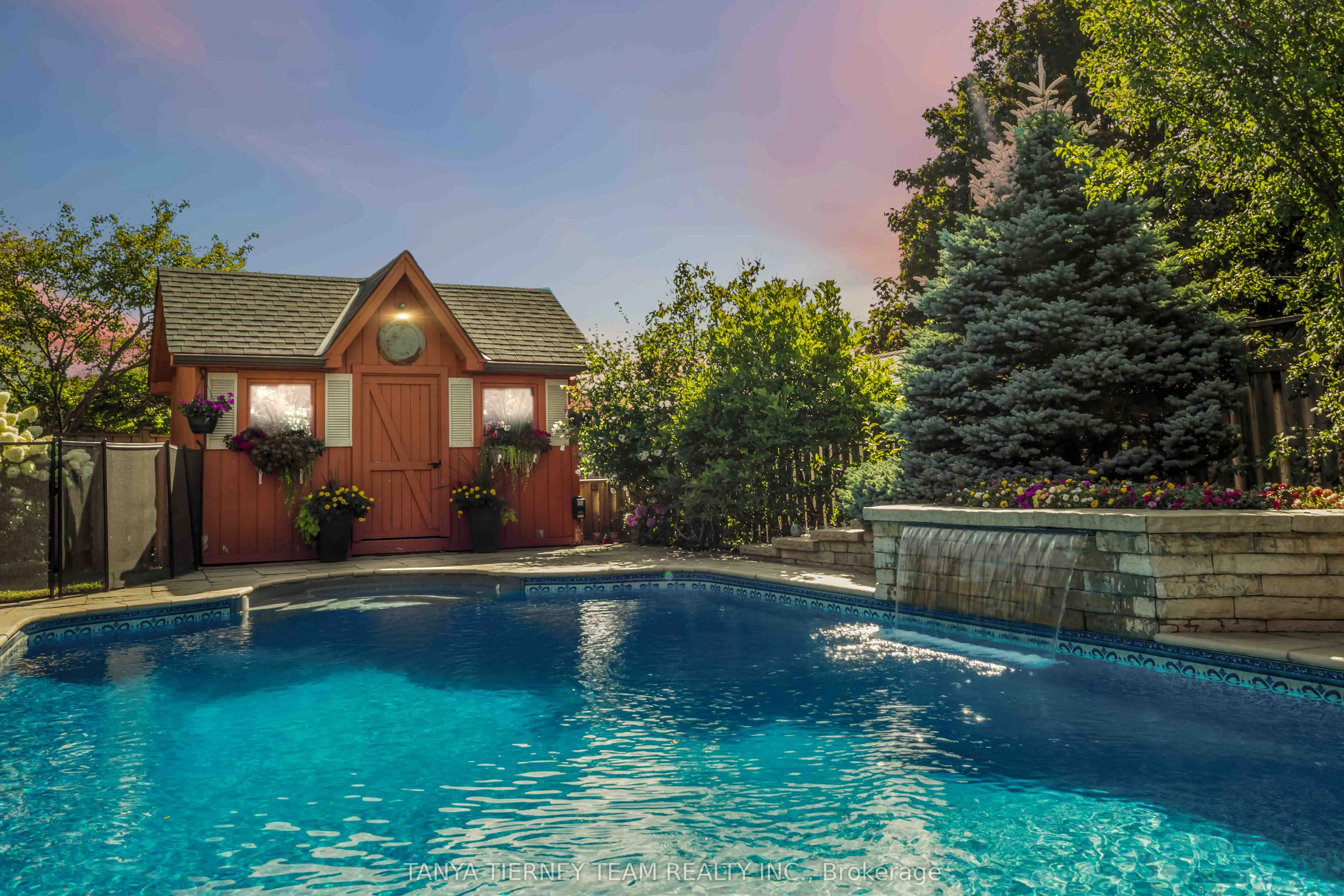 70 Canadian Oaks Drive