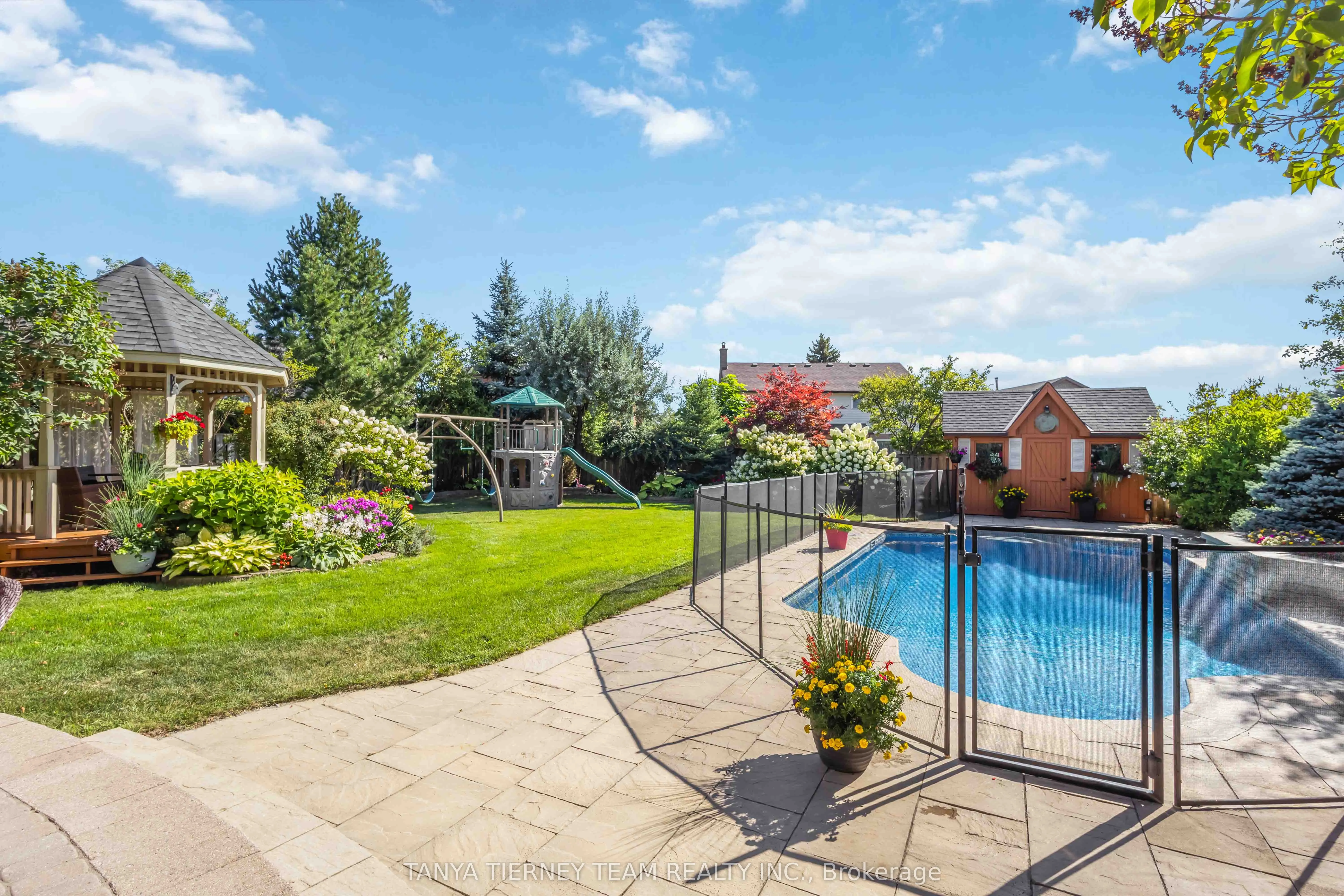 70 Canadian Oaks Drive