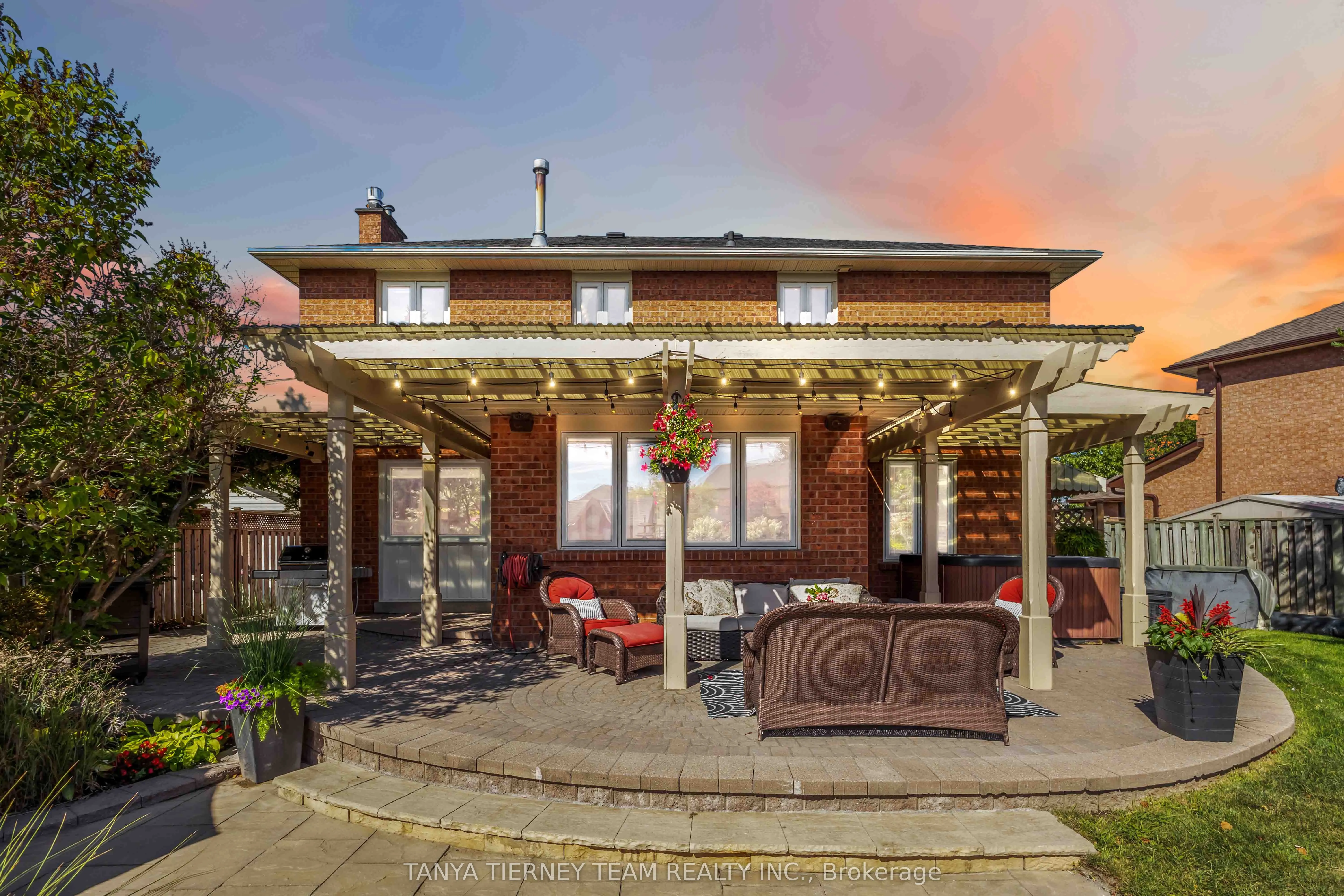 70 Canadian Oaks Drive