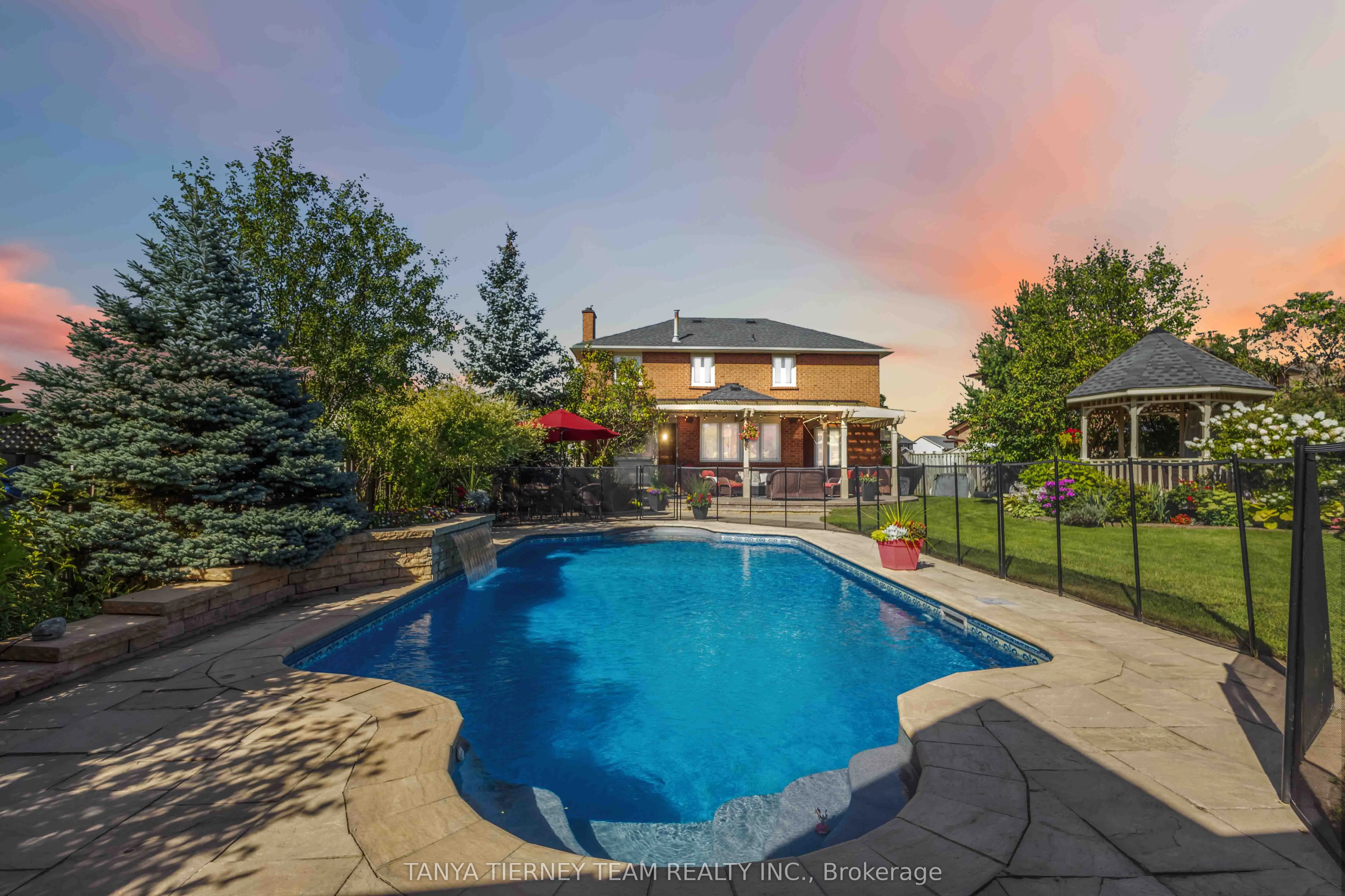70 Canadian Oaks Drive