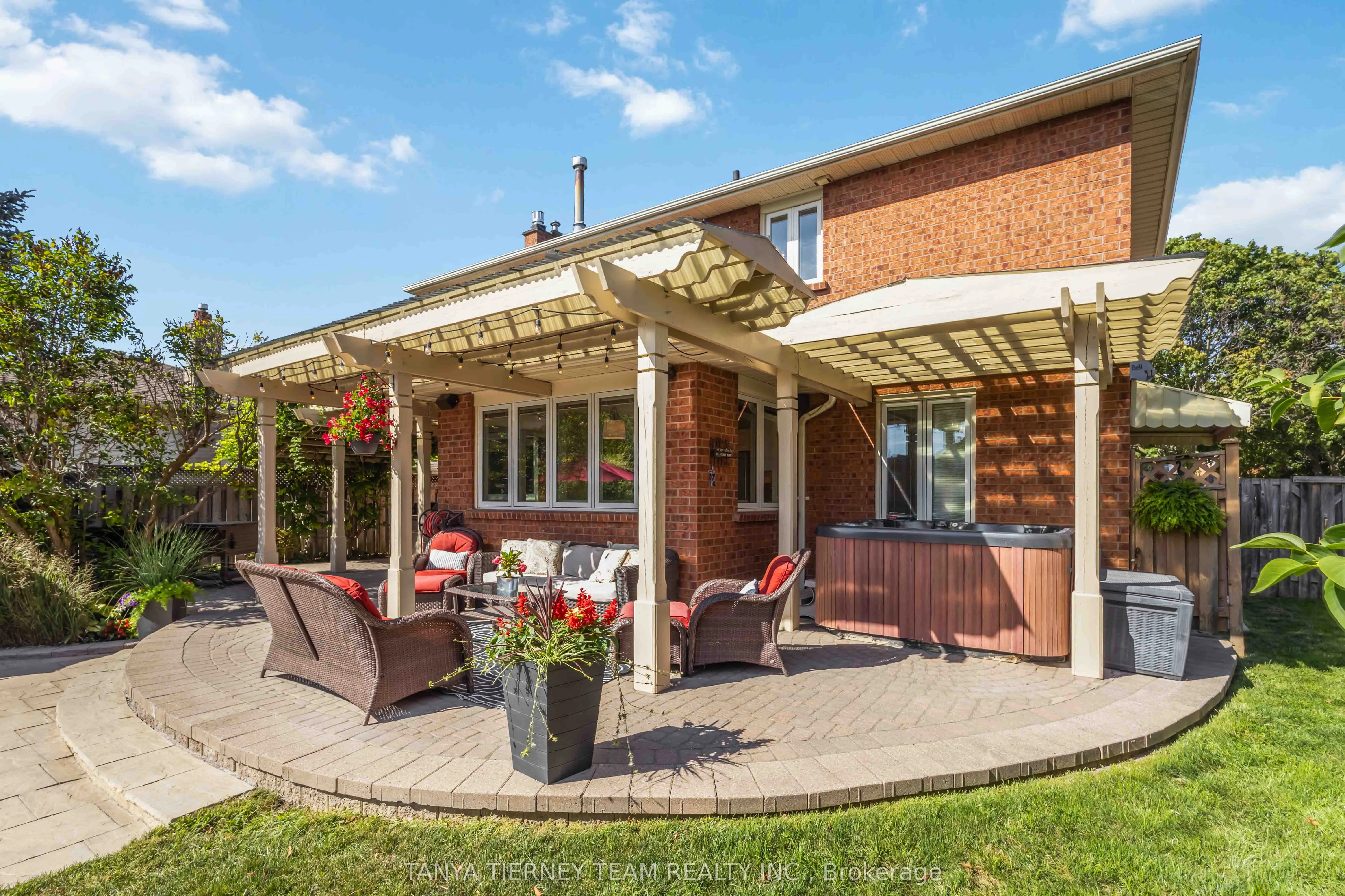 70 Canadian Oaks Drive