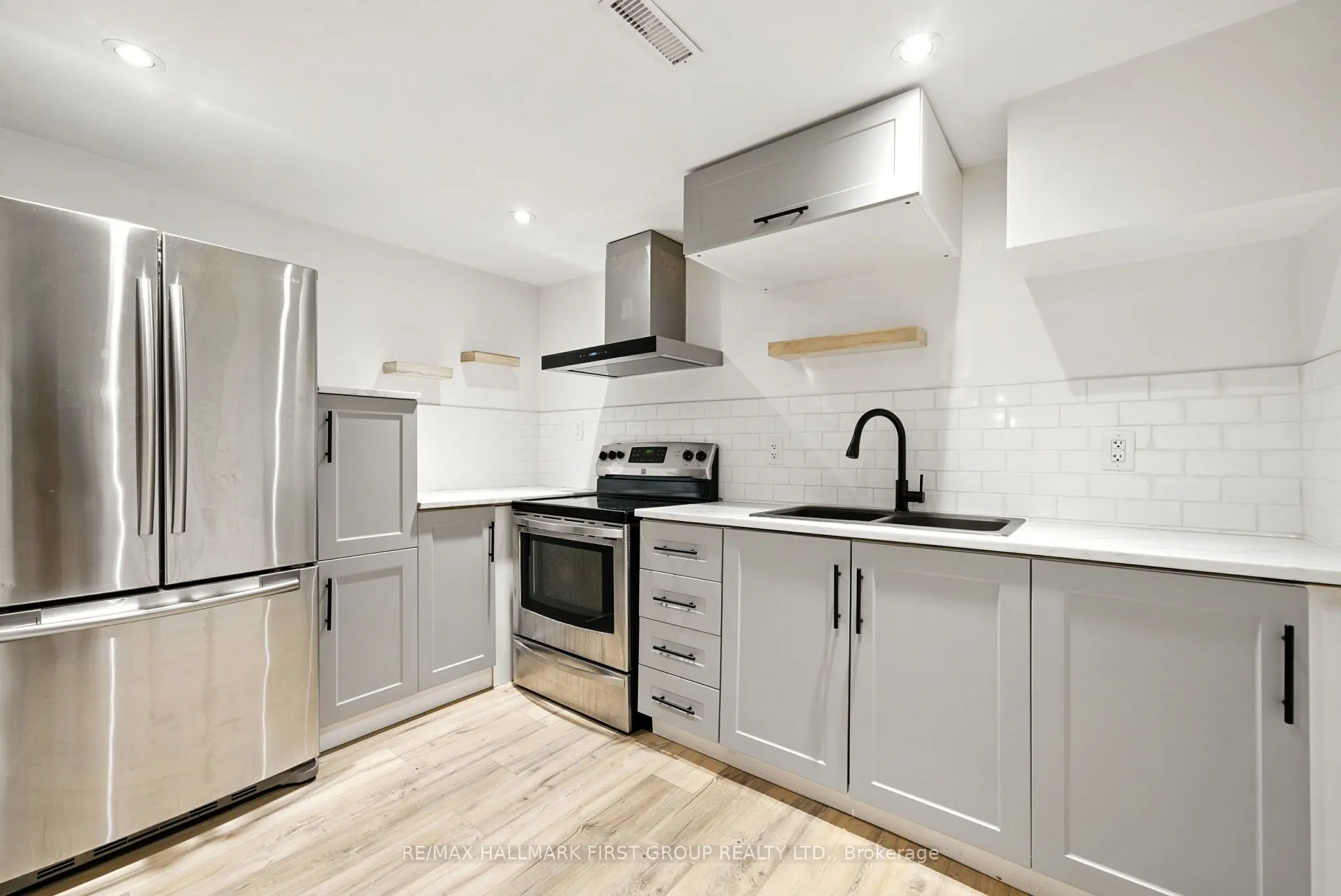 1387 Largo Crescent, #Basement