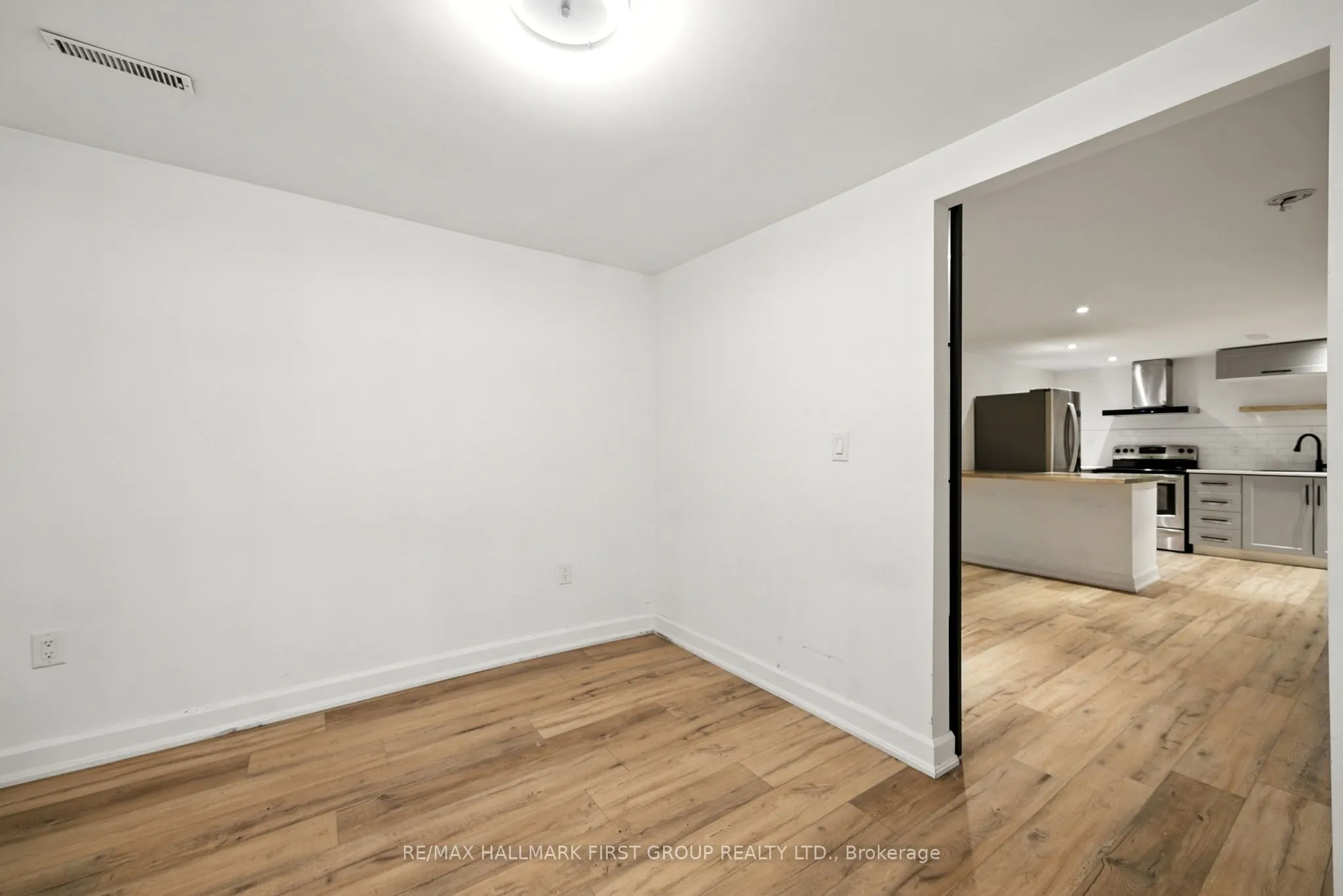 1387 Largo Crescent, #Basement