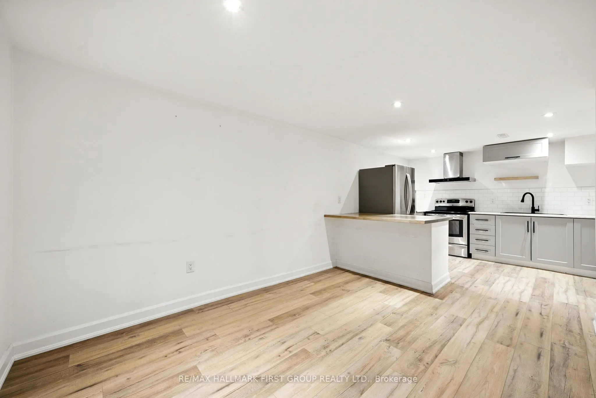 1387 Largo Crescent, #Basement
