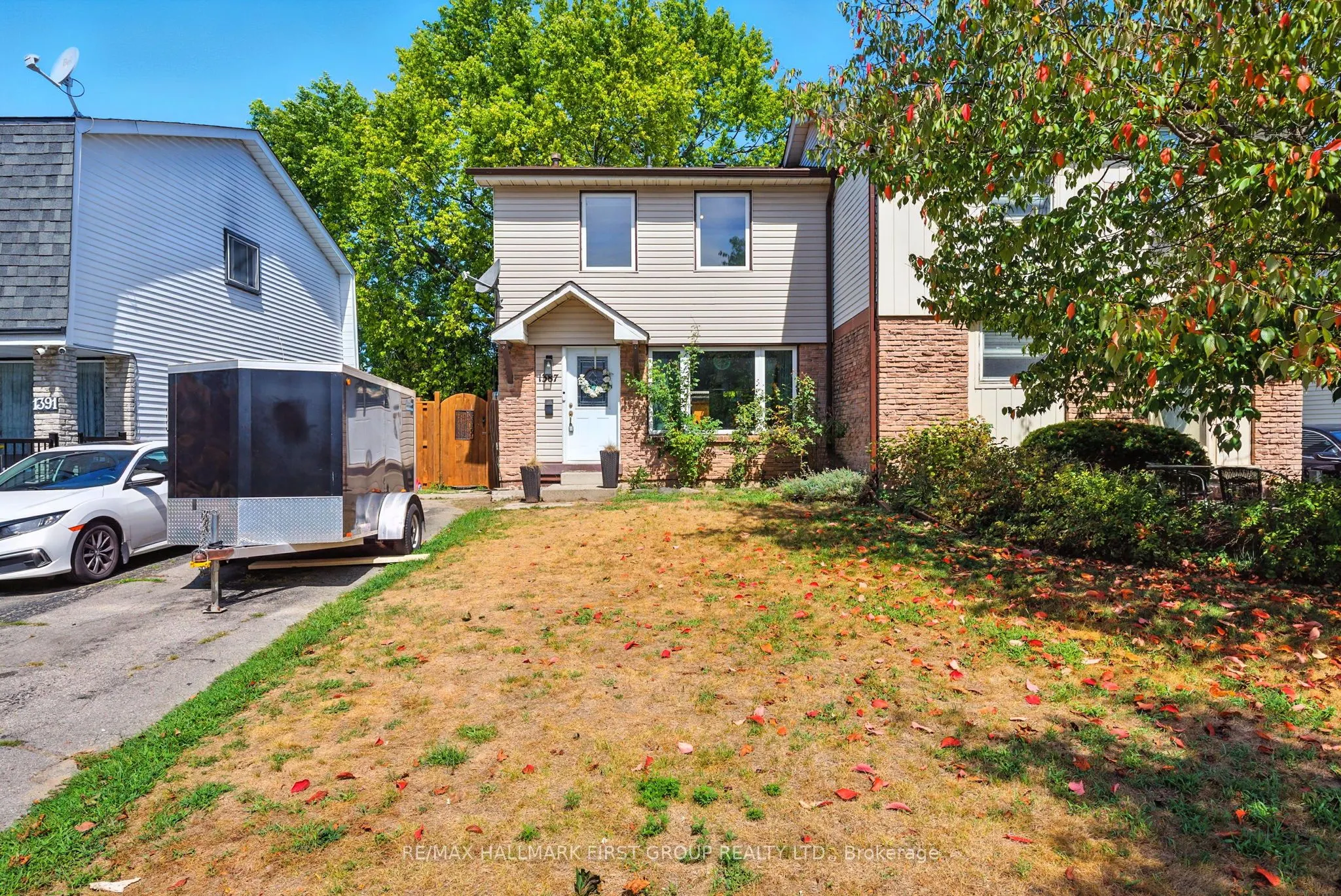 1387 Largo Crescent, #Upper