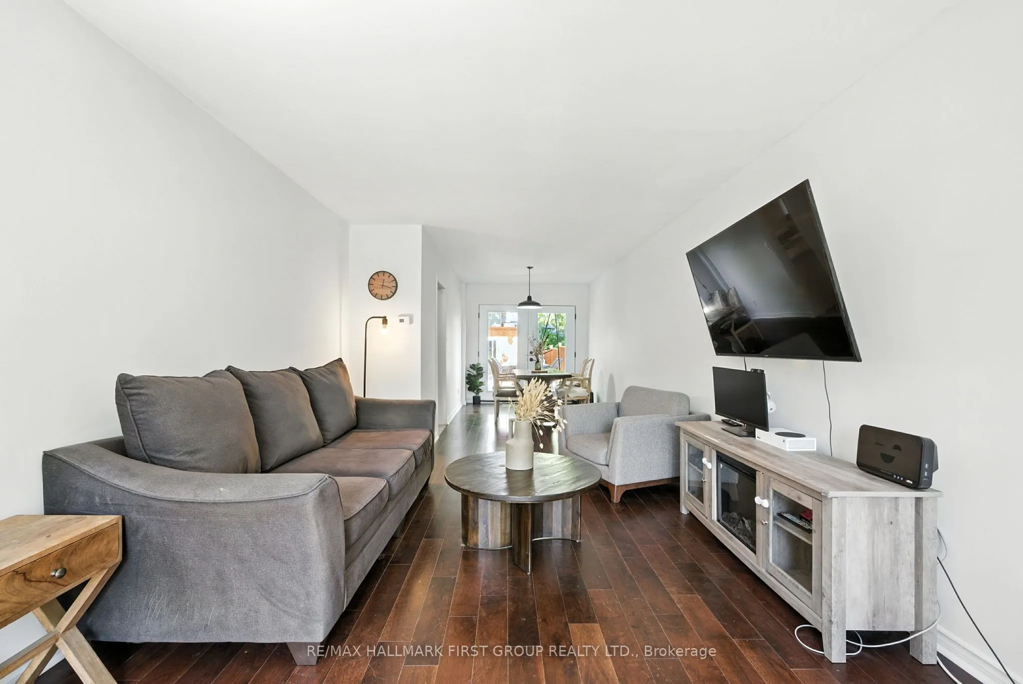 1387 Largo Crescent, #Upper