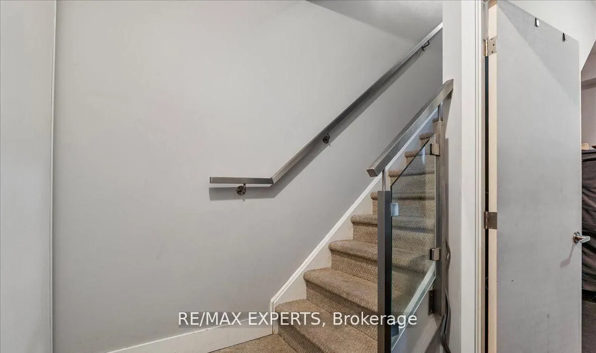 323 Kingston Road, #101