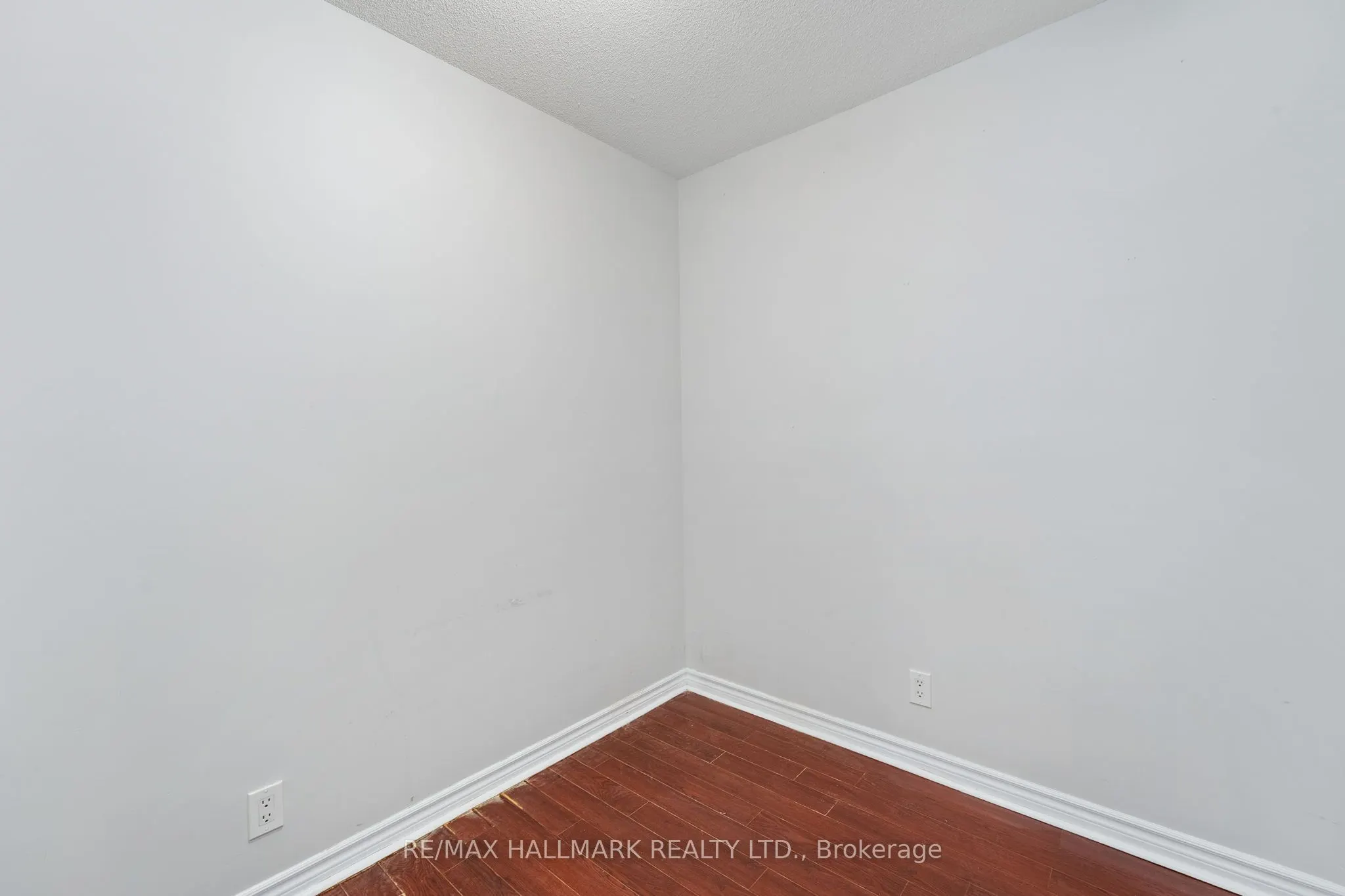 68 Grangeway Avenue, #909