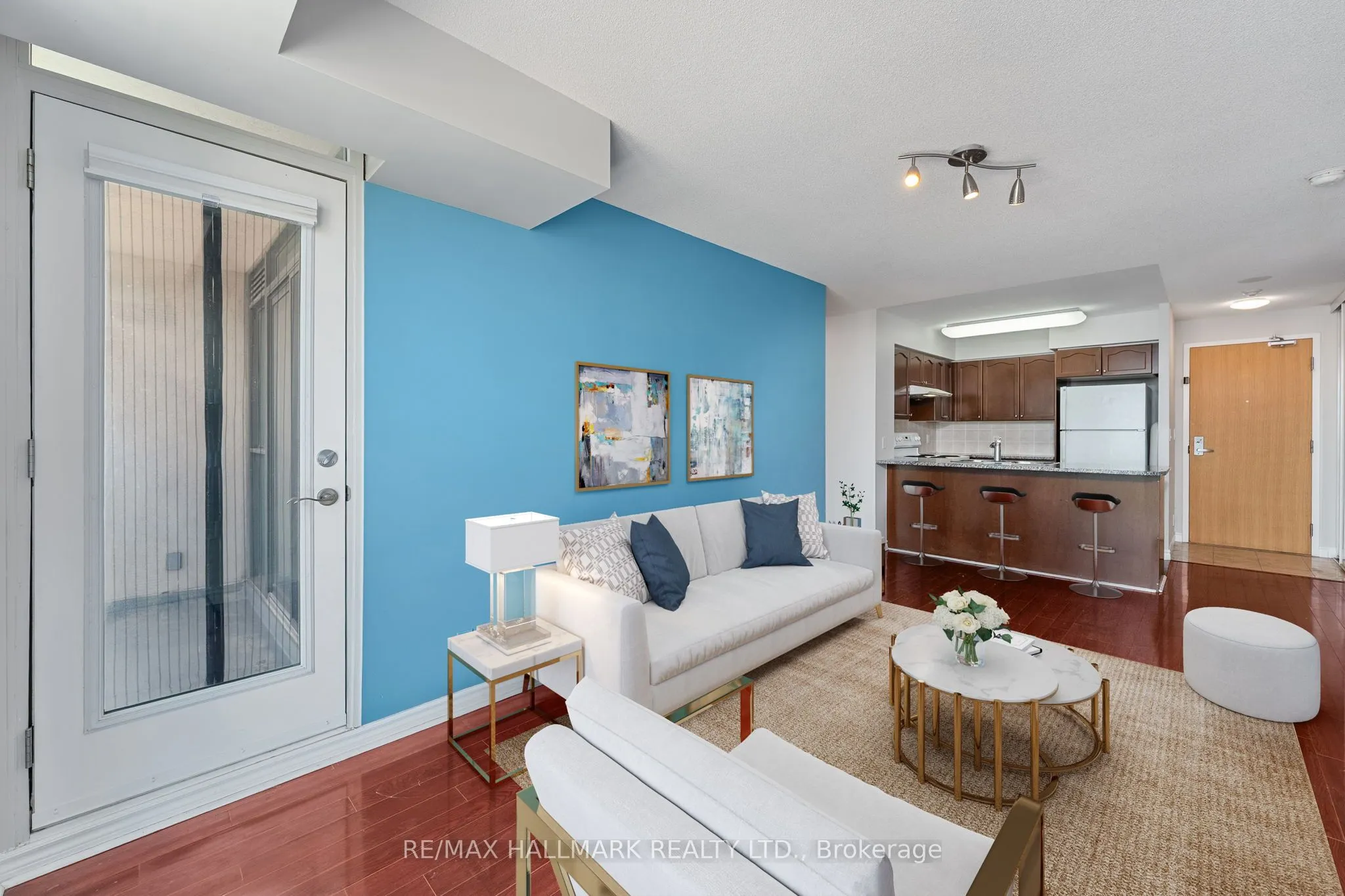 68 Grangeway Avenue, #909