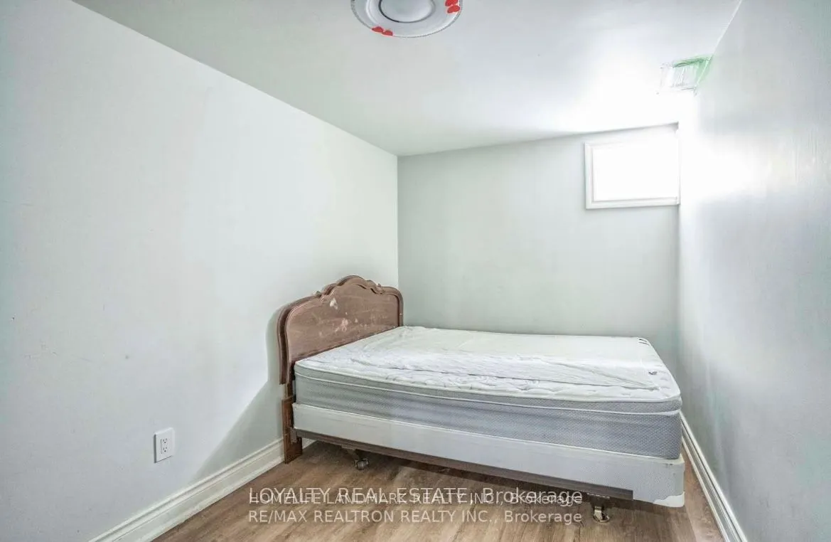 331 Chartland Boulevard S