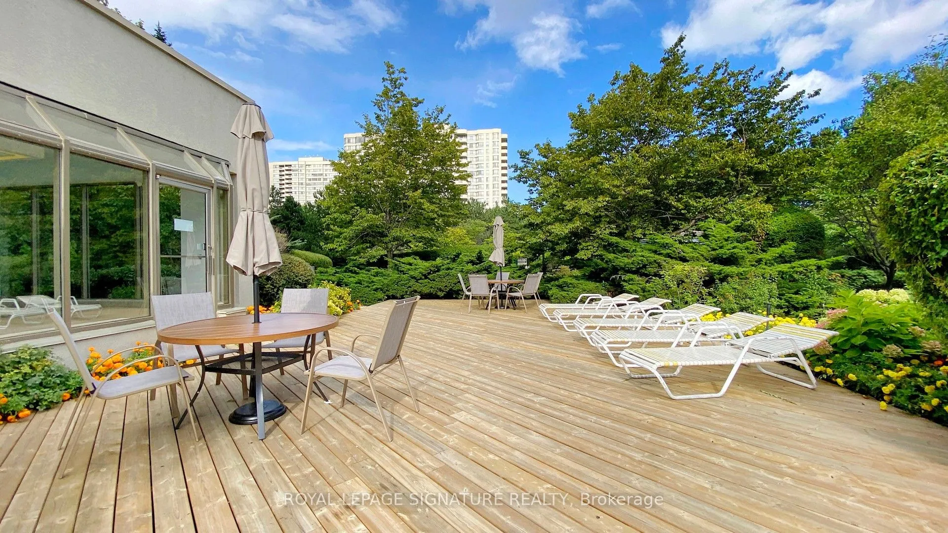 175 Bamburgh Circle, #1418