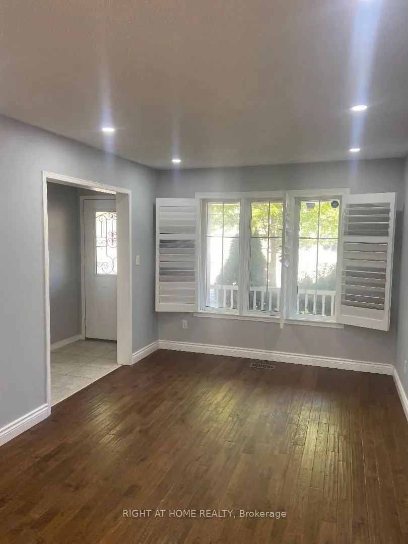 5 Fenton Street