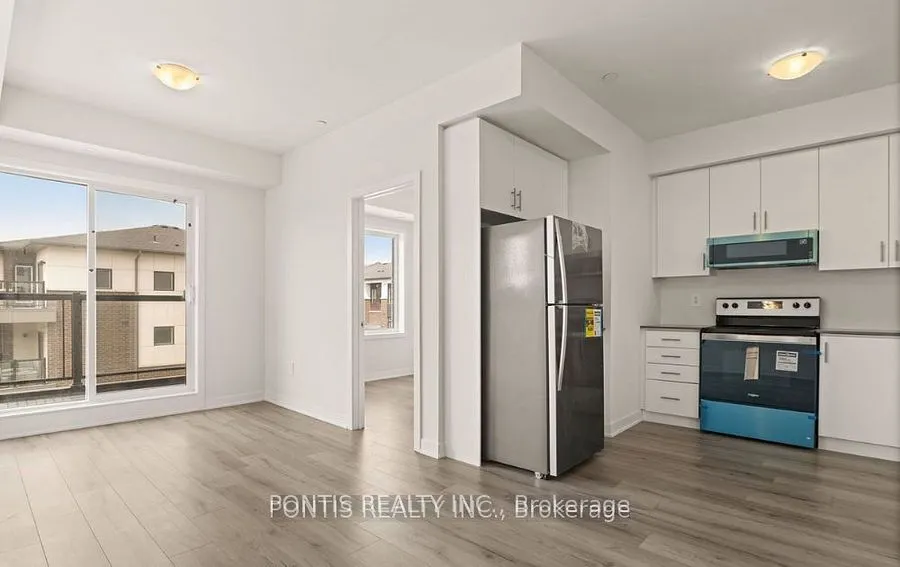 1695 Dersan Street, #220