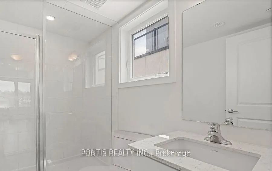 1695 Dersan Street, #220