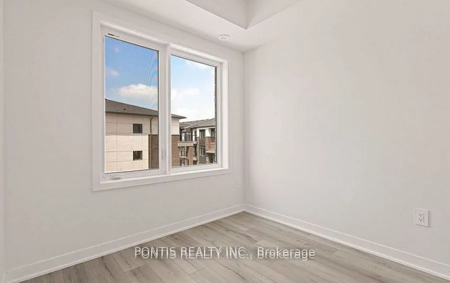 1695 Dersan Street, #220