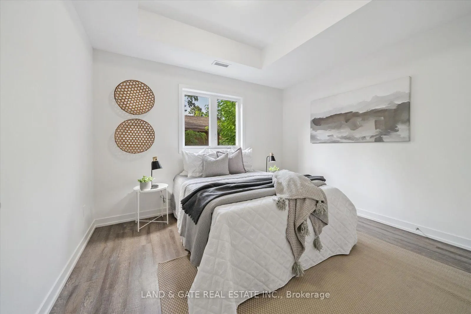 223 Albert Street, #3