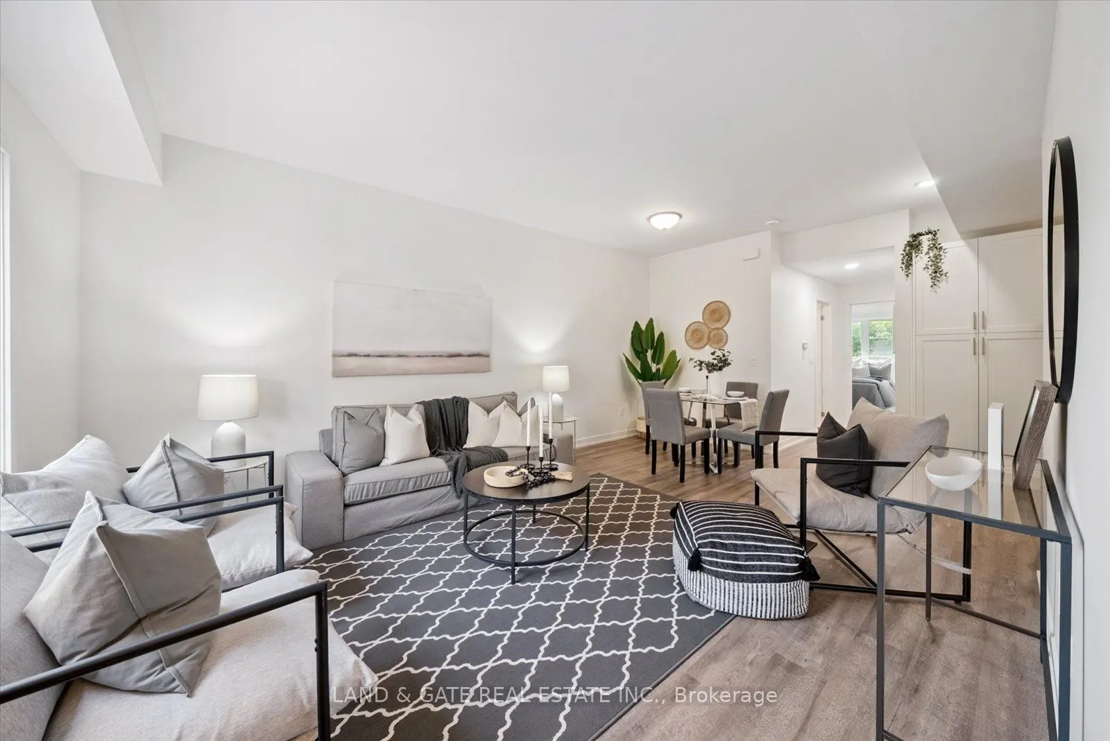 223 Albert Street, #3