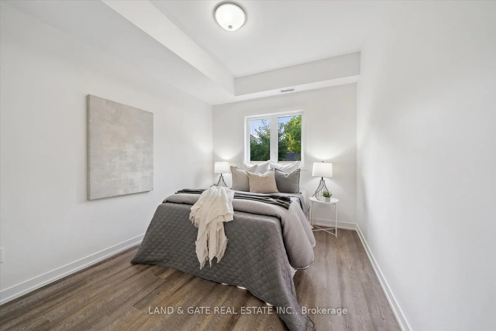 223 Albert Street, #3