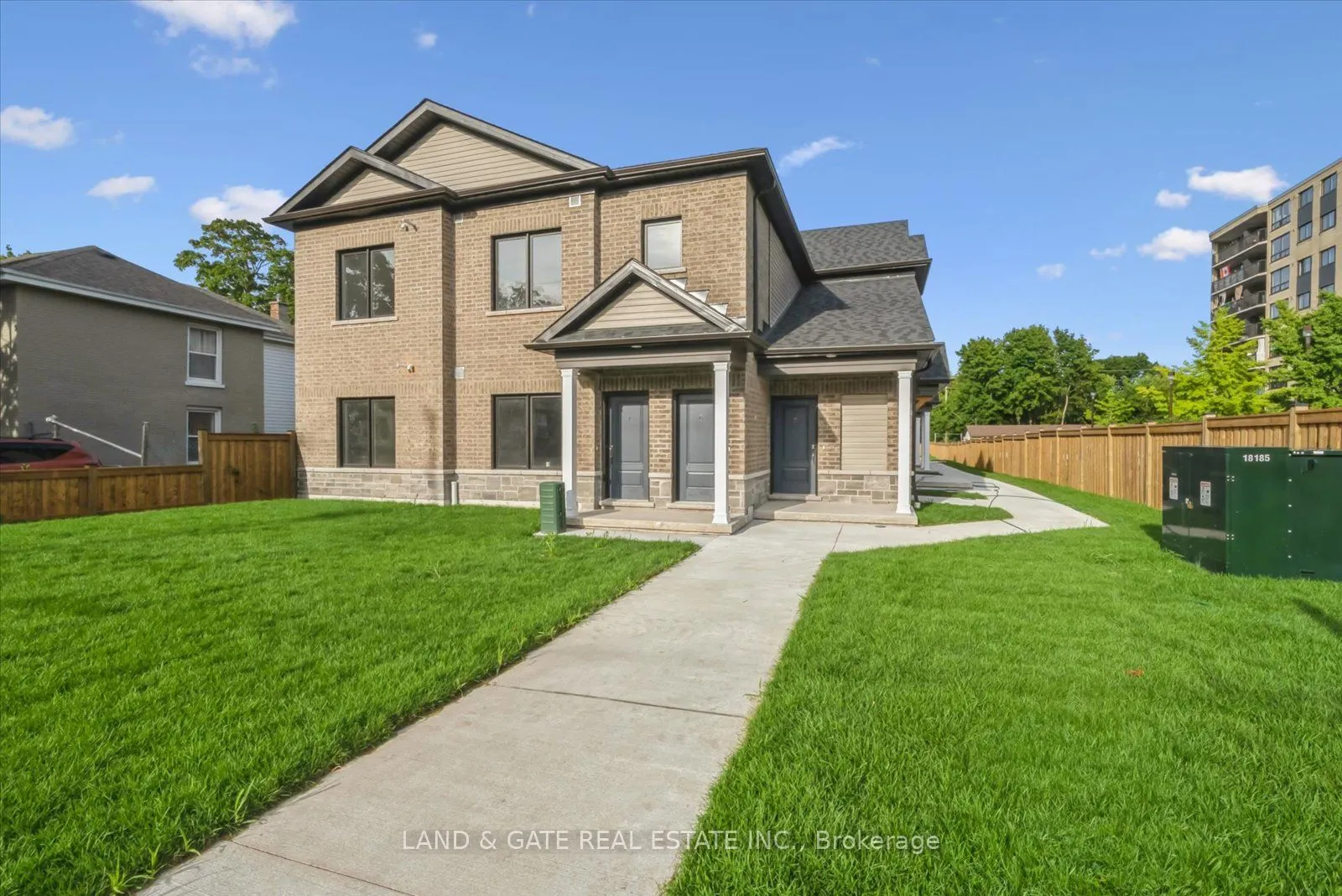 223 Albert Street, #3