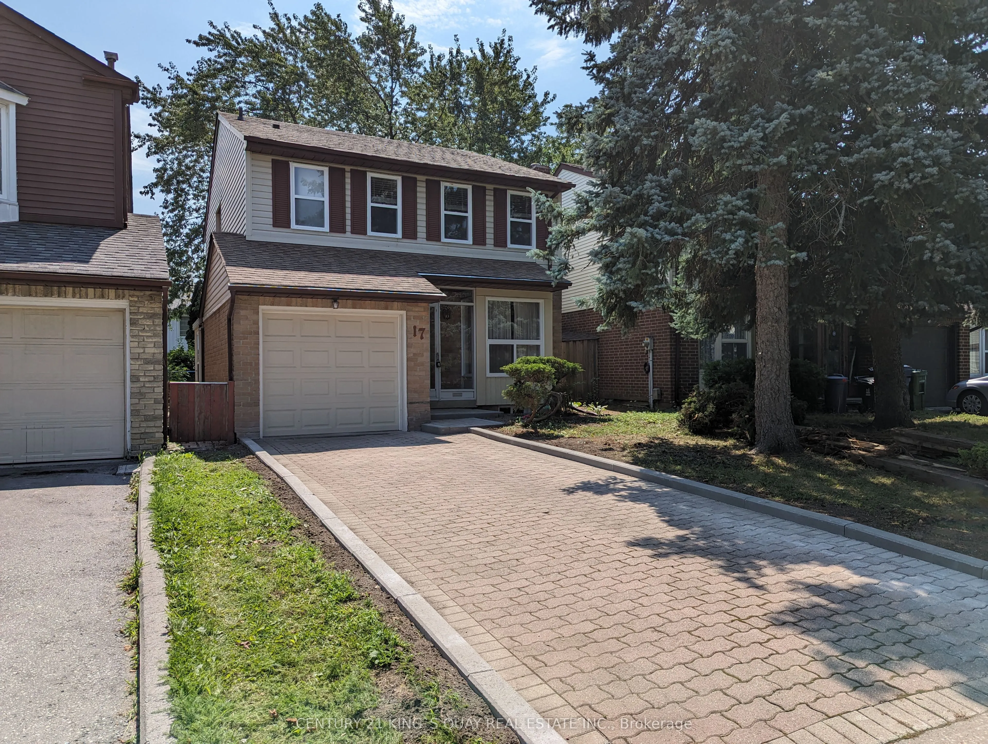 17 Sandyhook Square