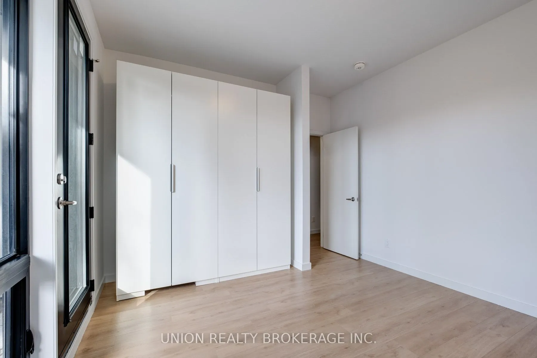 506 Scarborough Road, #Main Floor