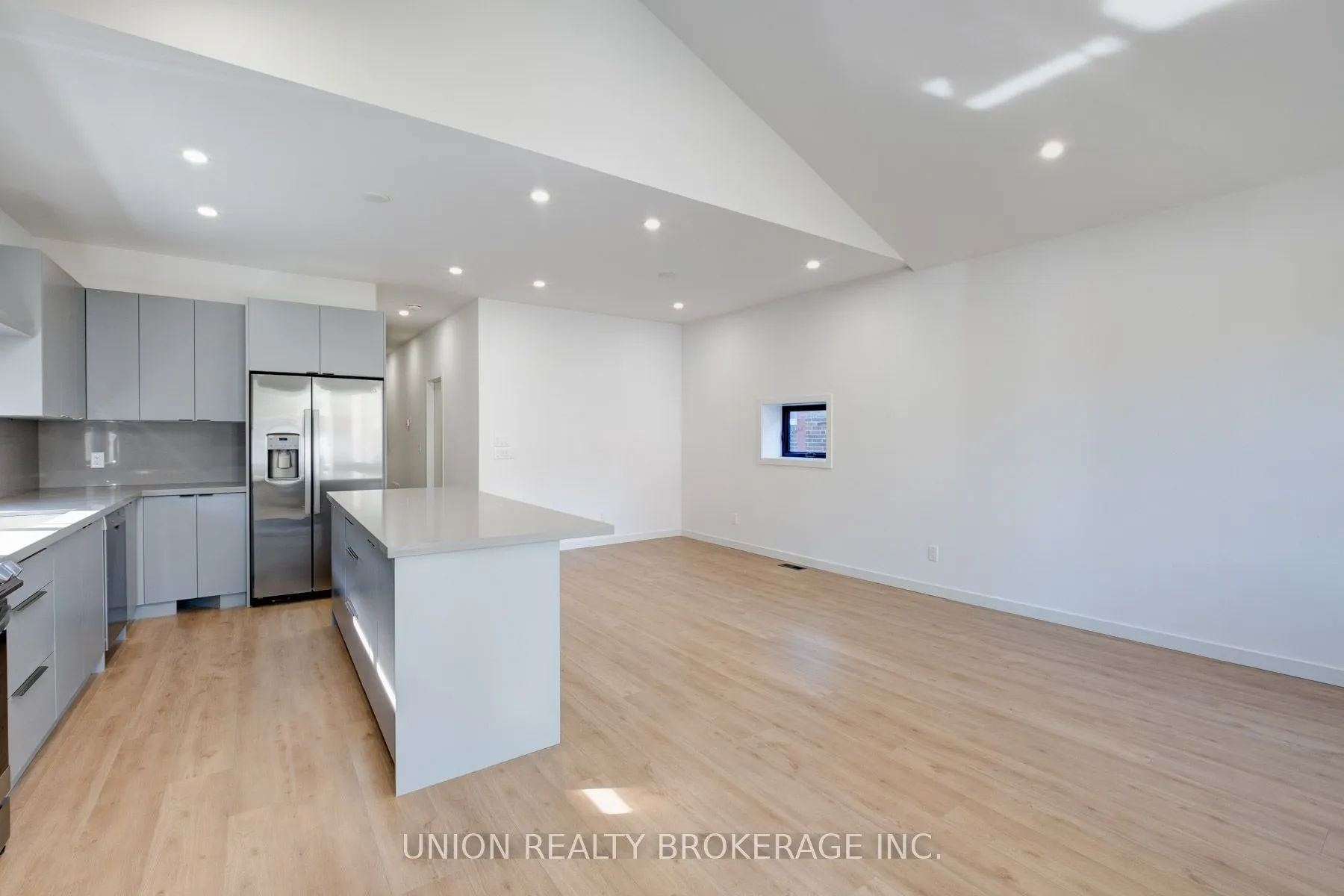 506 Scarborough Road, #Main Floor