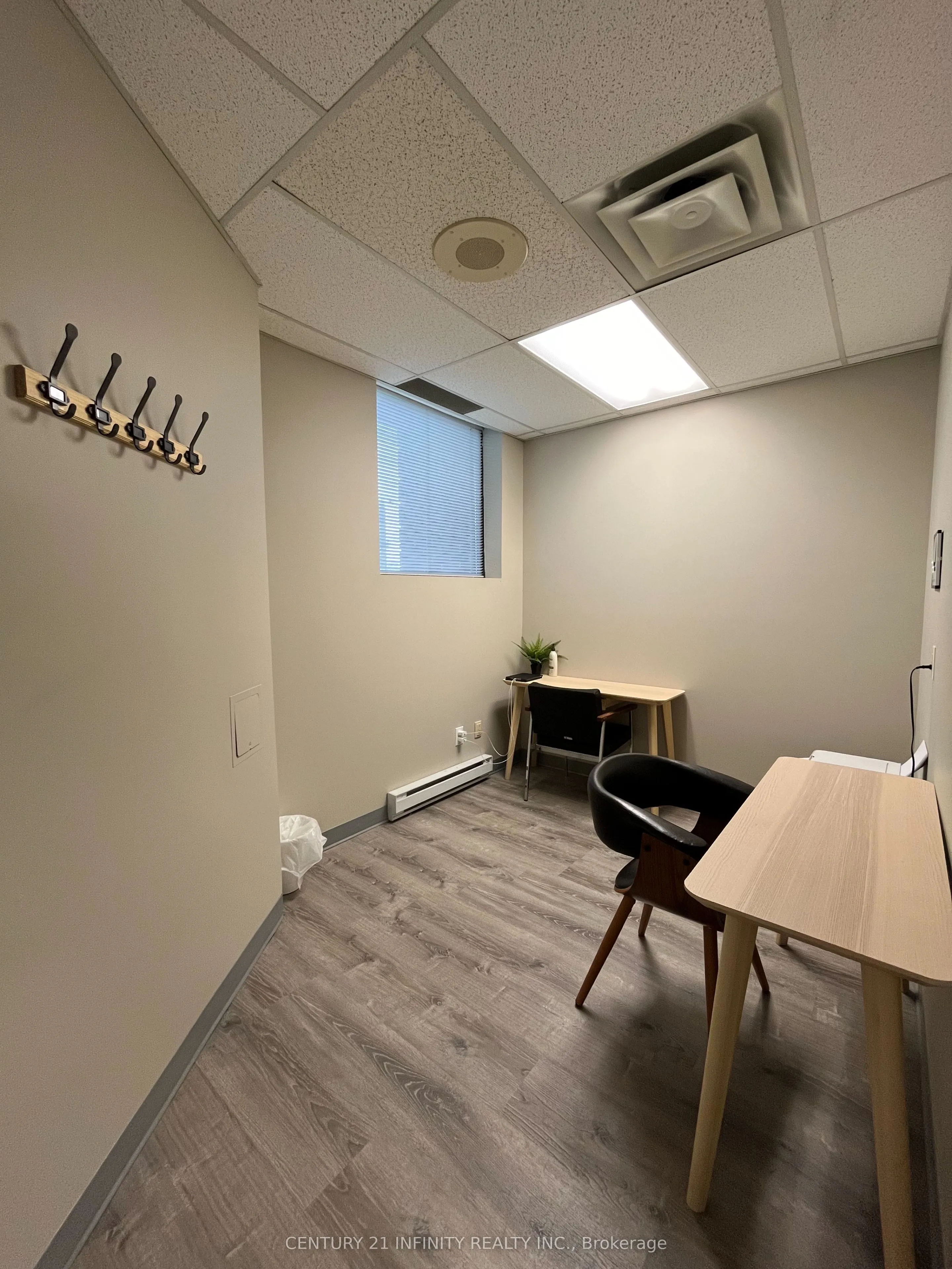 601 Harwood Avenue S, #207