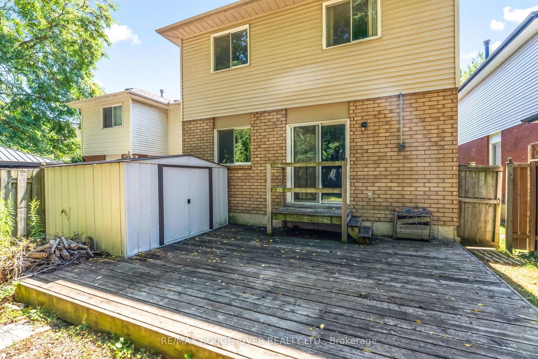 16 Borland Court