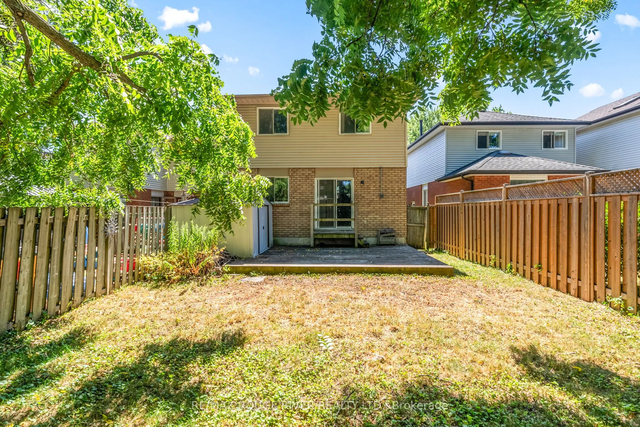 16 Borland Court