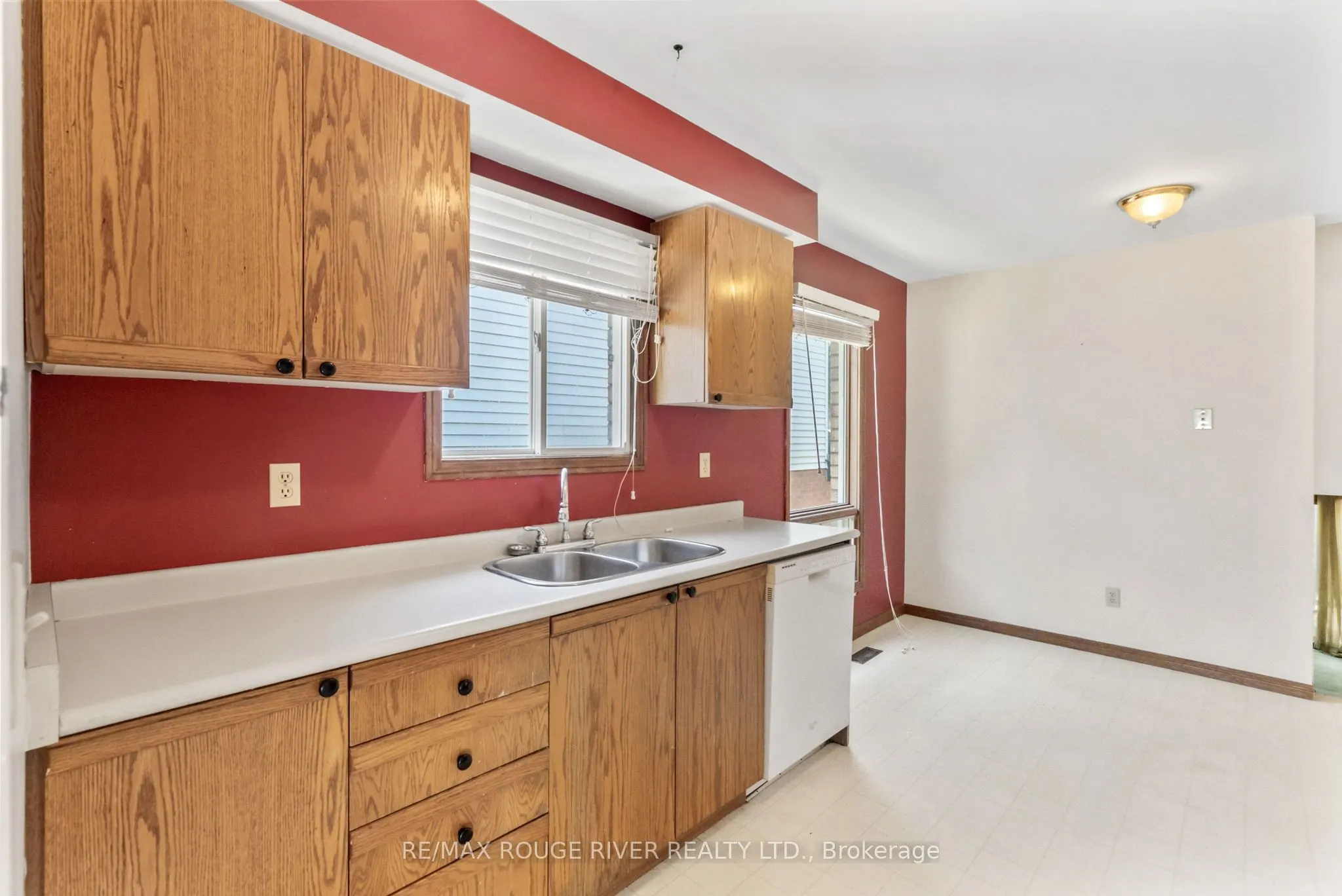 16 Borland Court