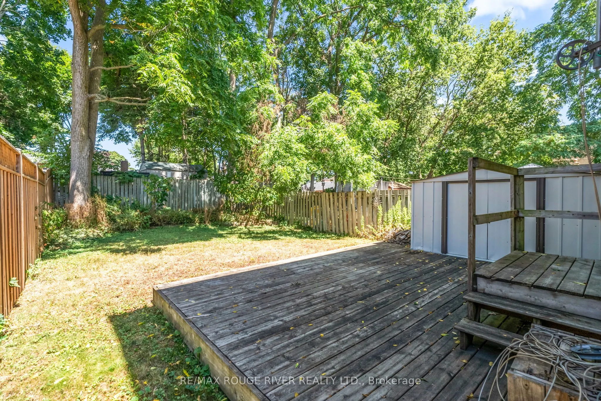 16 Borland Court
