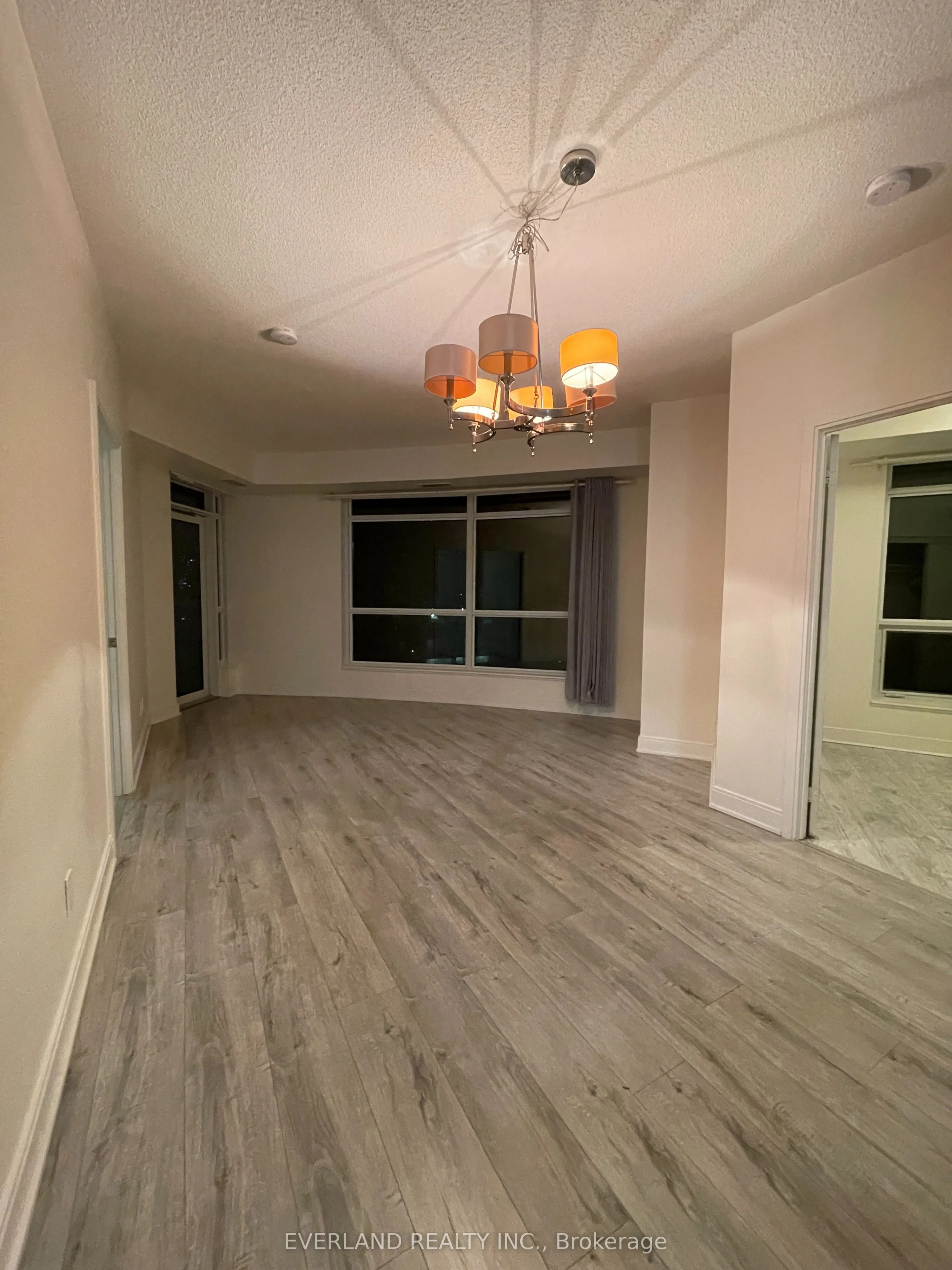 125 Village Green Square, #610