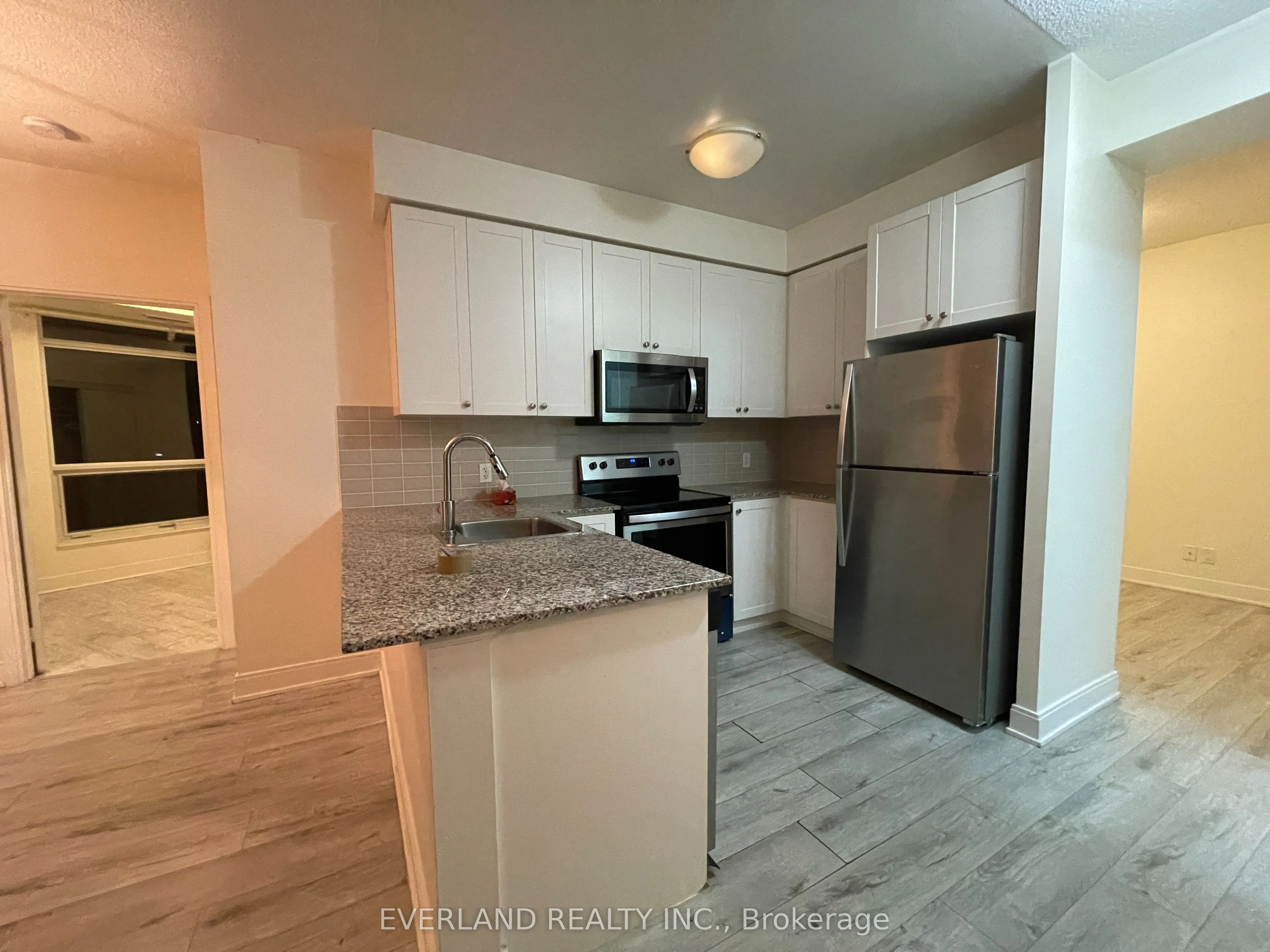 125 Village Green Square, #610