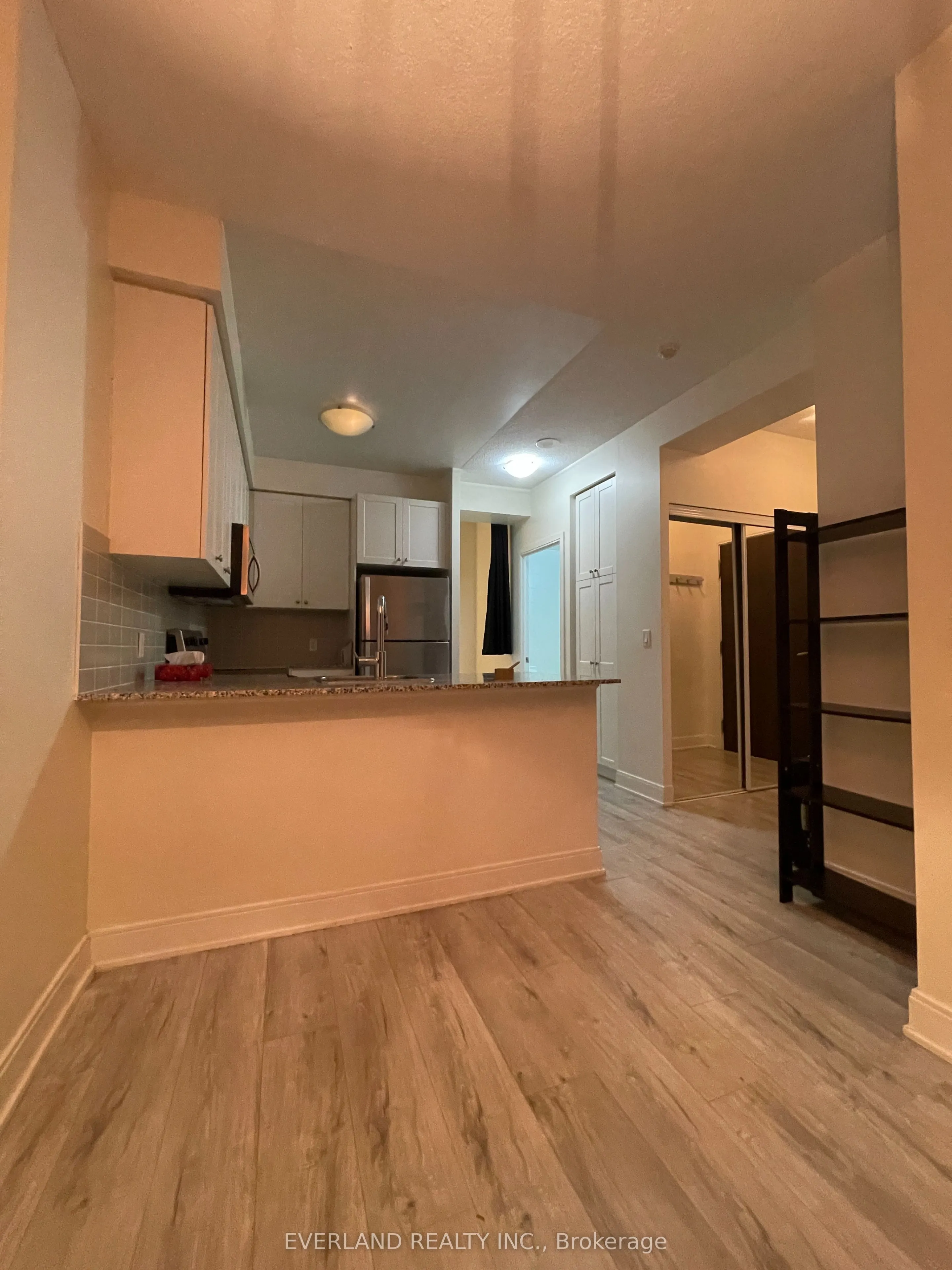 125 Village Green Square, #610