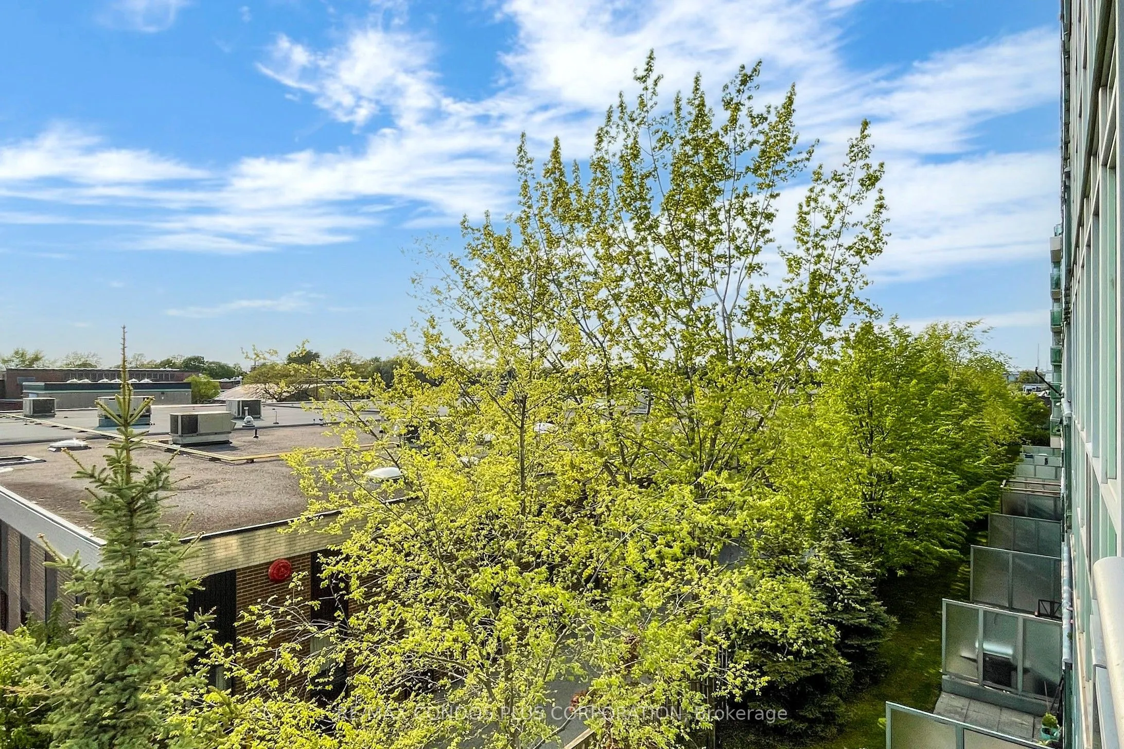 60 Fairfax Crescent, #315